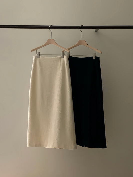 Petal Loving You Skirt (2 Colors)