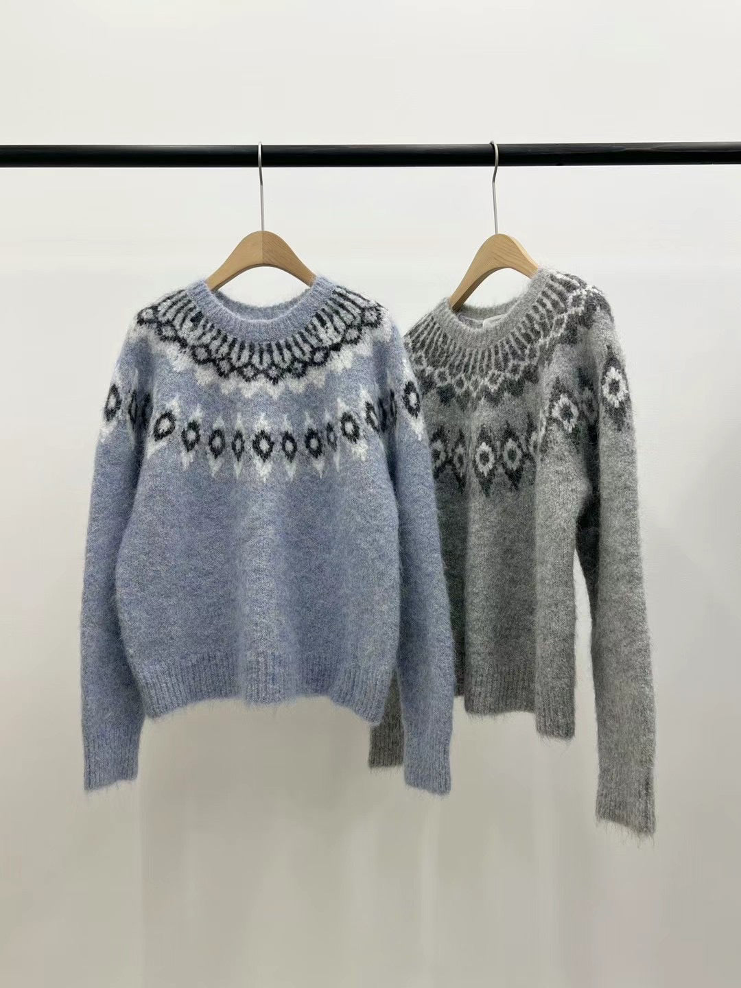 Belle Alpaca Jacquard Knitwear (2 Colors)