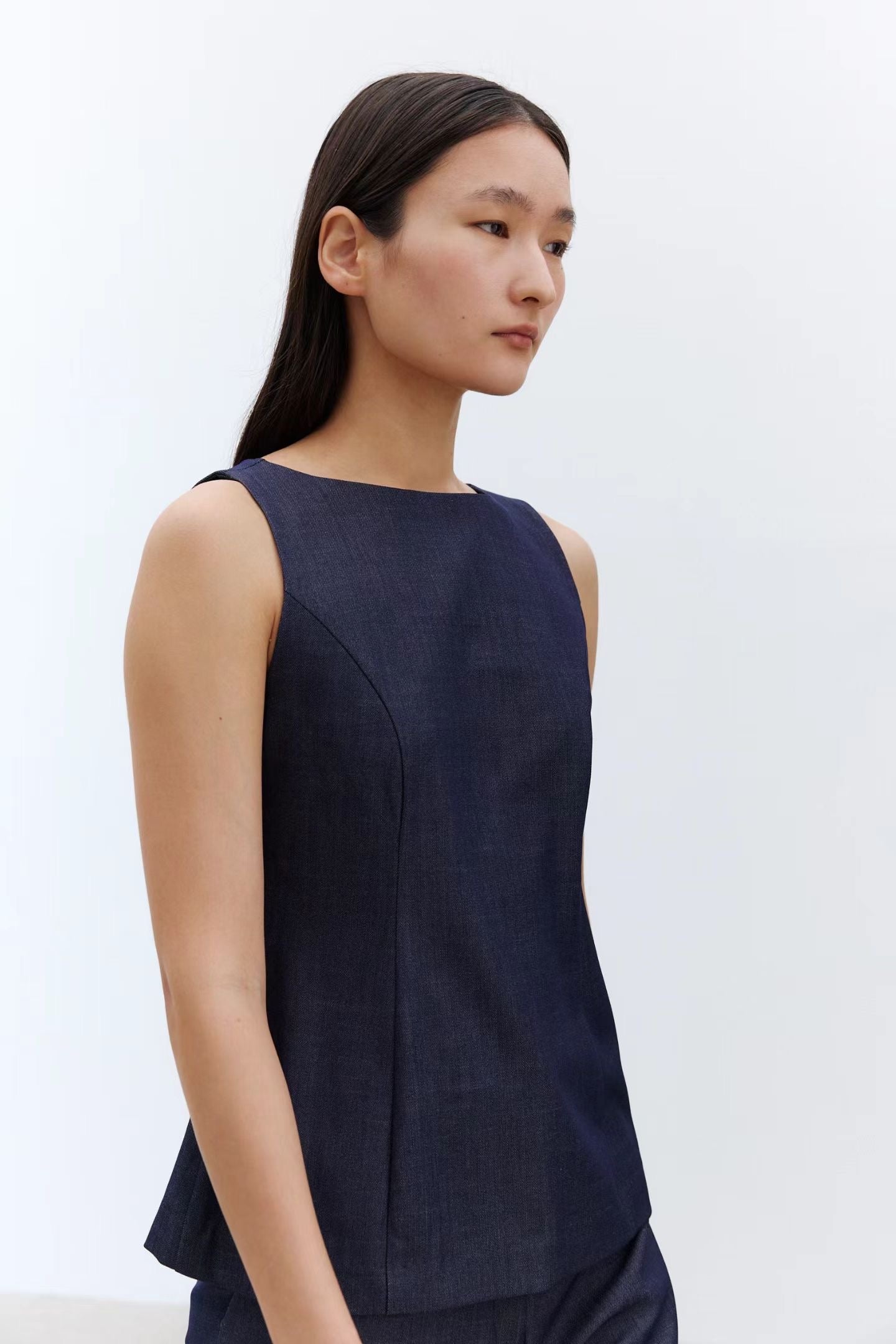 Ellesmere Denim Vest (2 Colors)