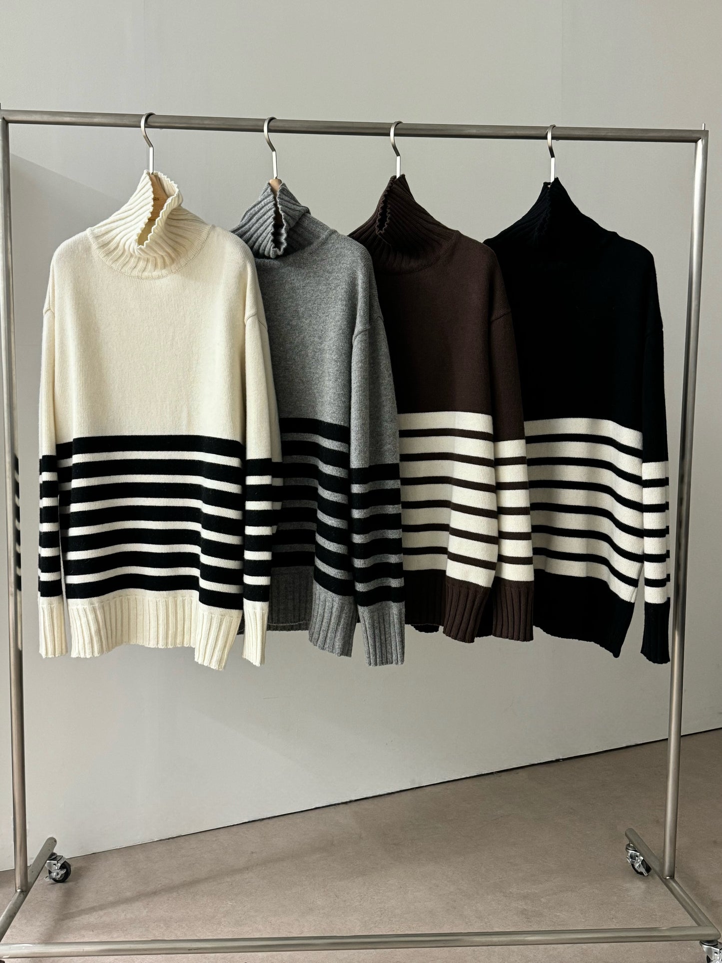 Esperanza Sweater (4 Colors)