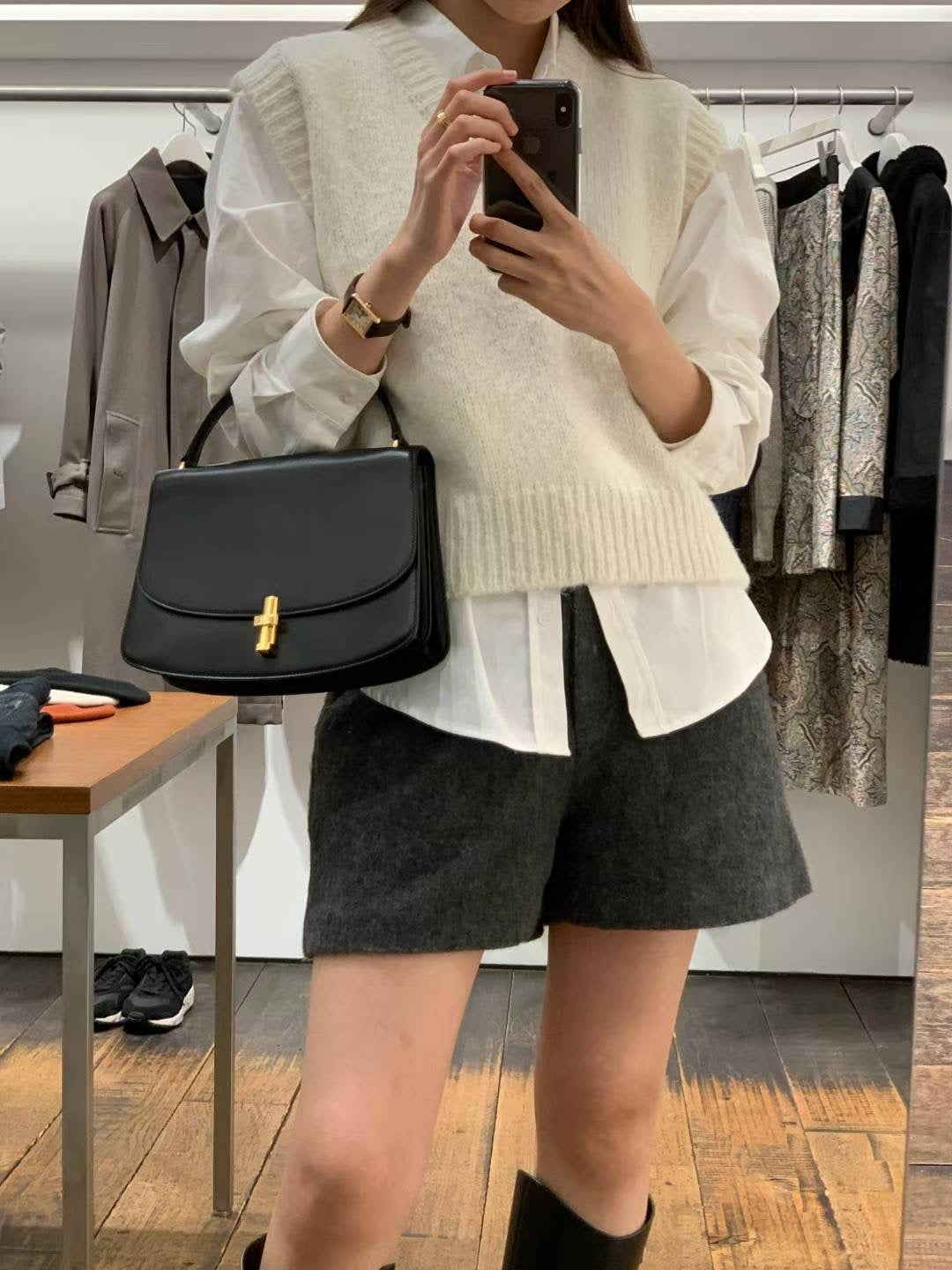 Amara Shorts (2 Colors)