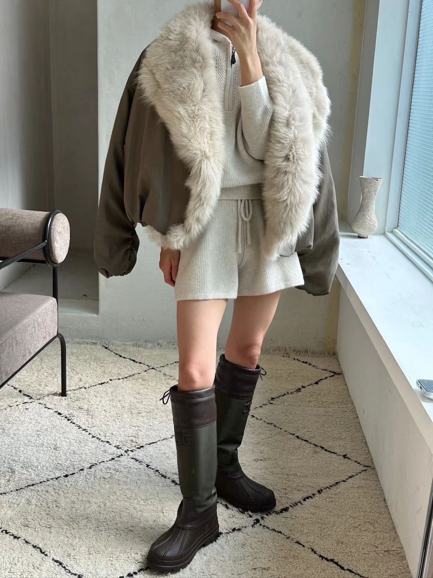 Thisbe Duck Feather Jacket 【羊毛翻領鴨絨羽絨】(2 Colors)