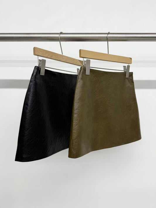 Ines PU A-line Skirt (2 Colors)