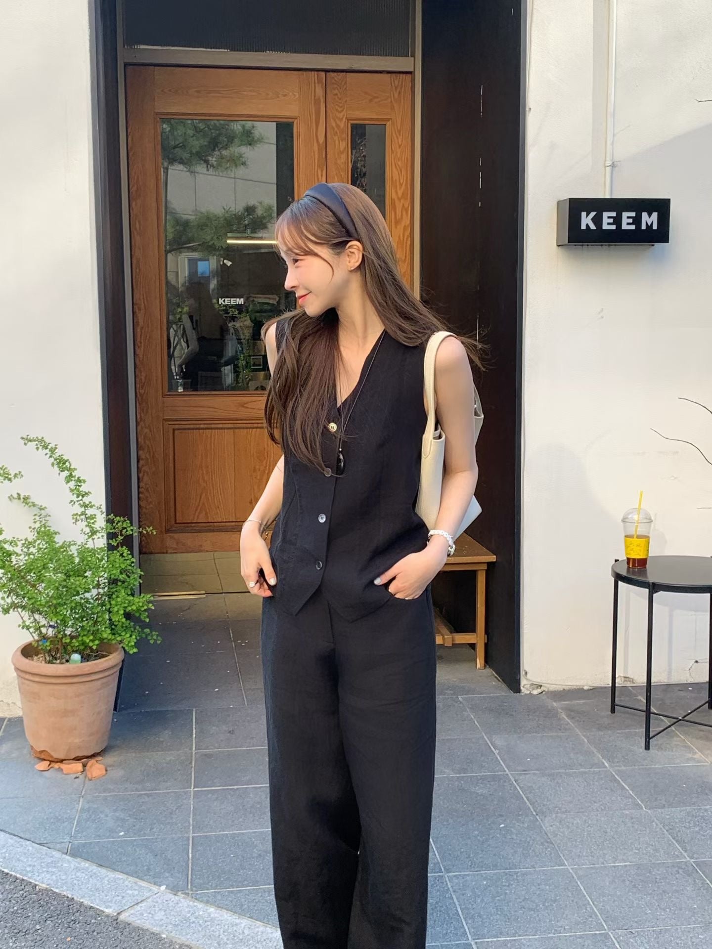 Elpis 100% Linen Vest (2 Colors)