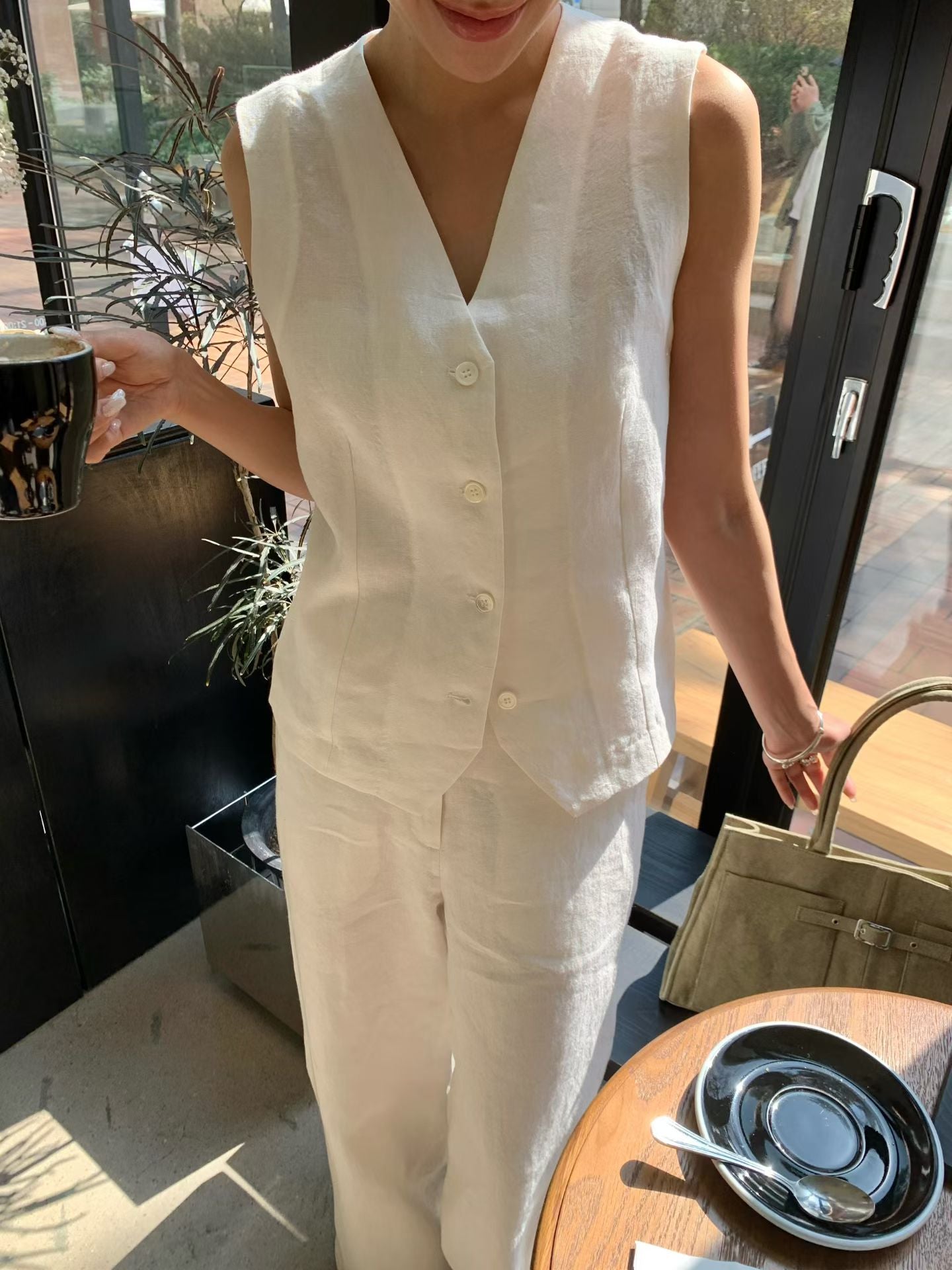 Elpis 100% Linen Vest (2 Colors)