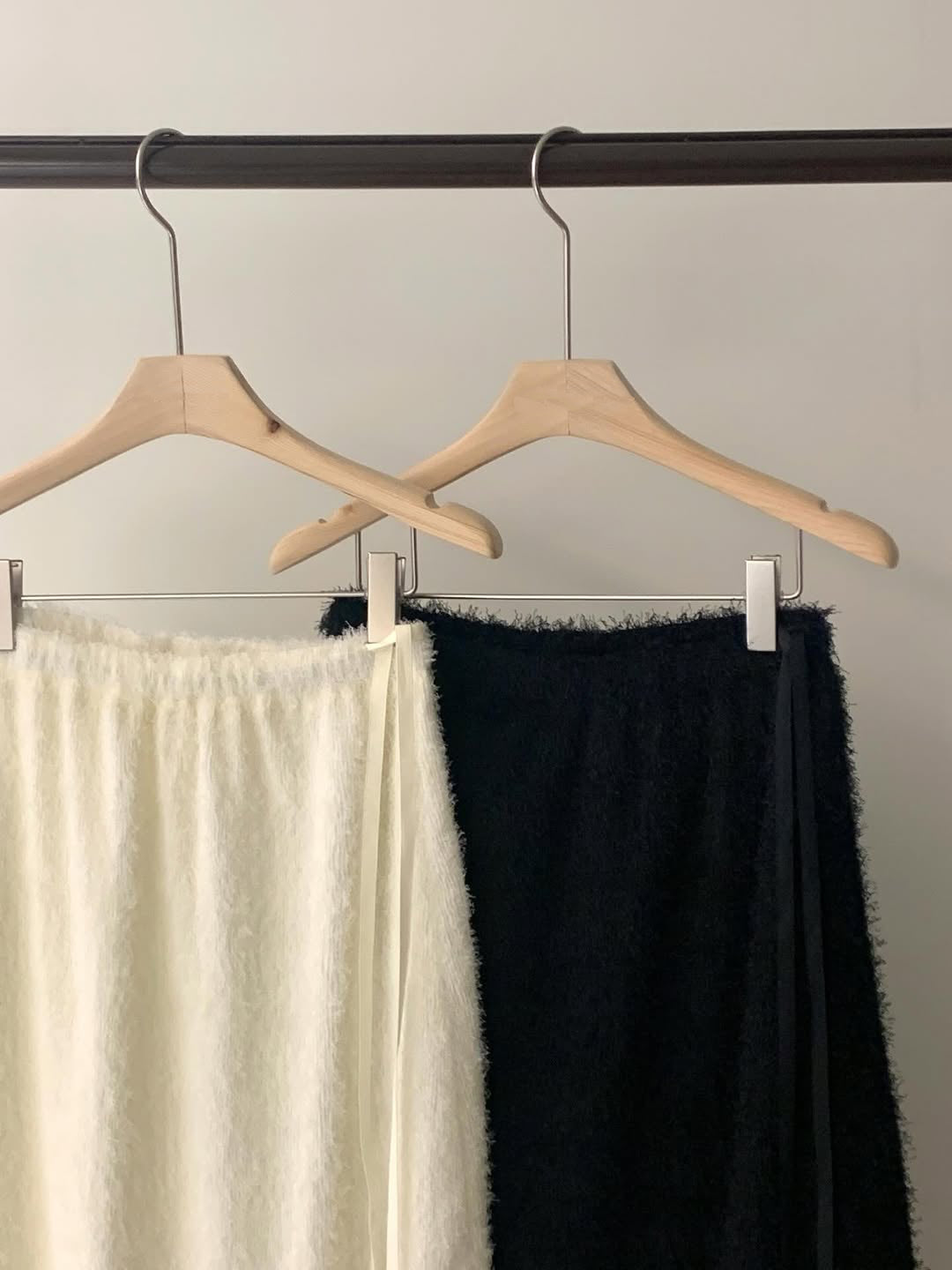 Yveline Skirt (2 Colors)