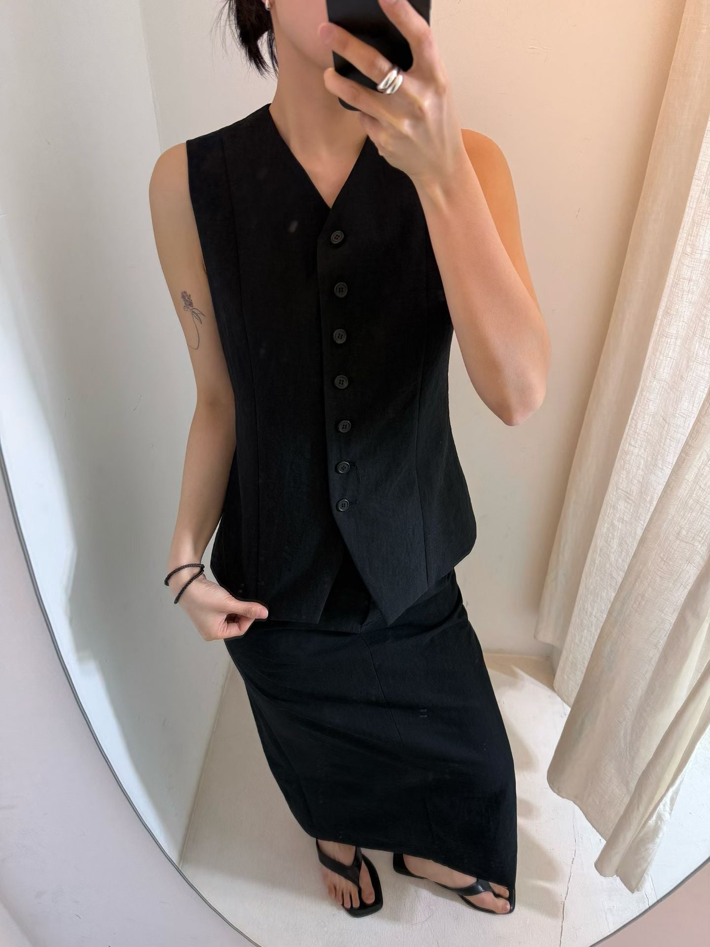 Acacia Vest (2 Colors)