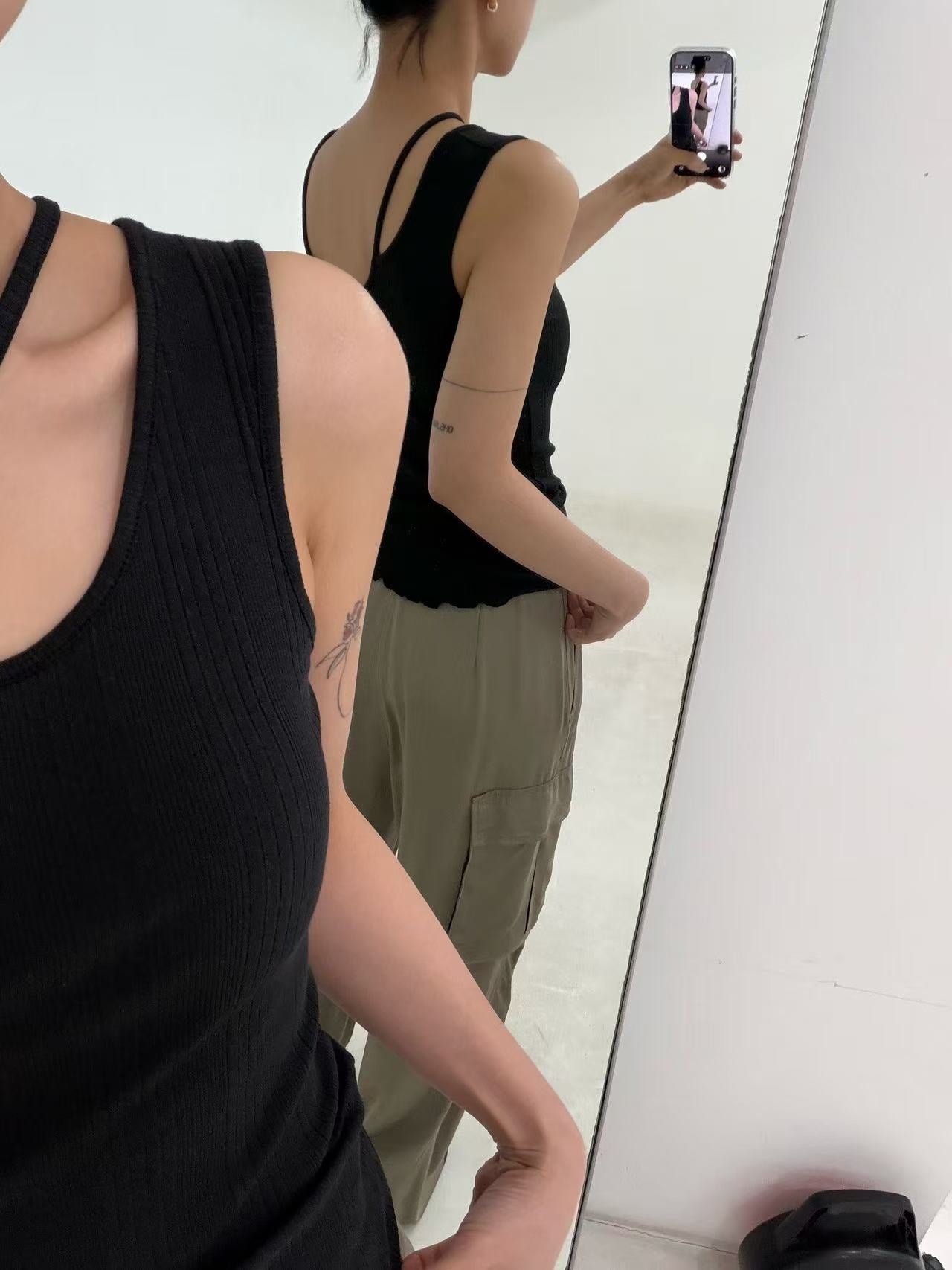 Calytrix Top (4 Colors)
