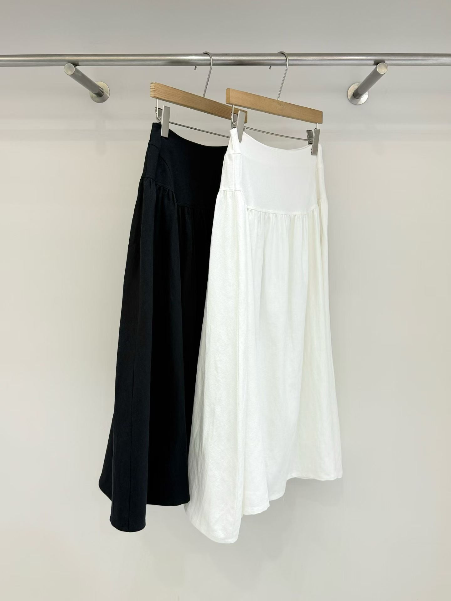 Tyche Skirt (2 Colors)