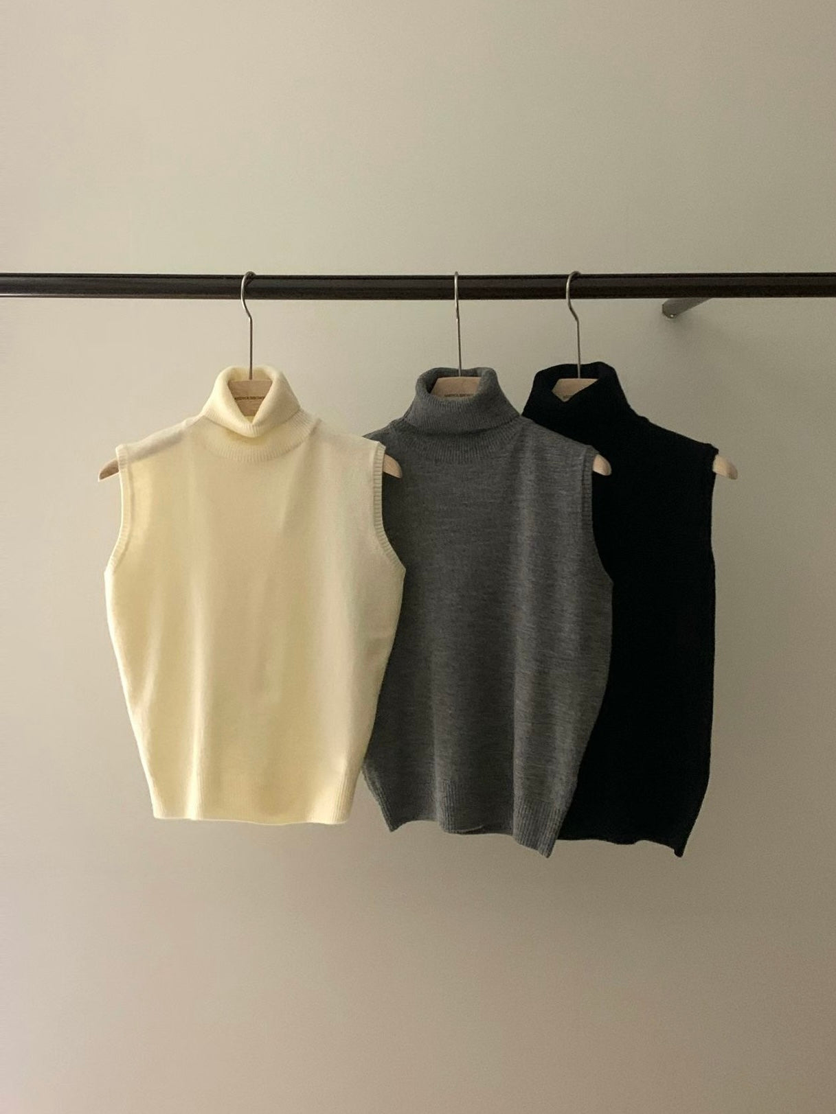 Damaris Vest (3 Colors)