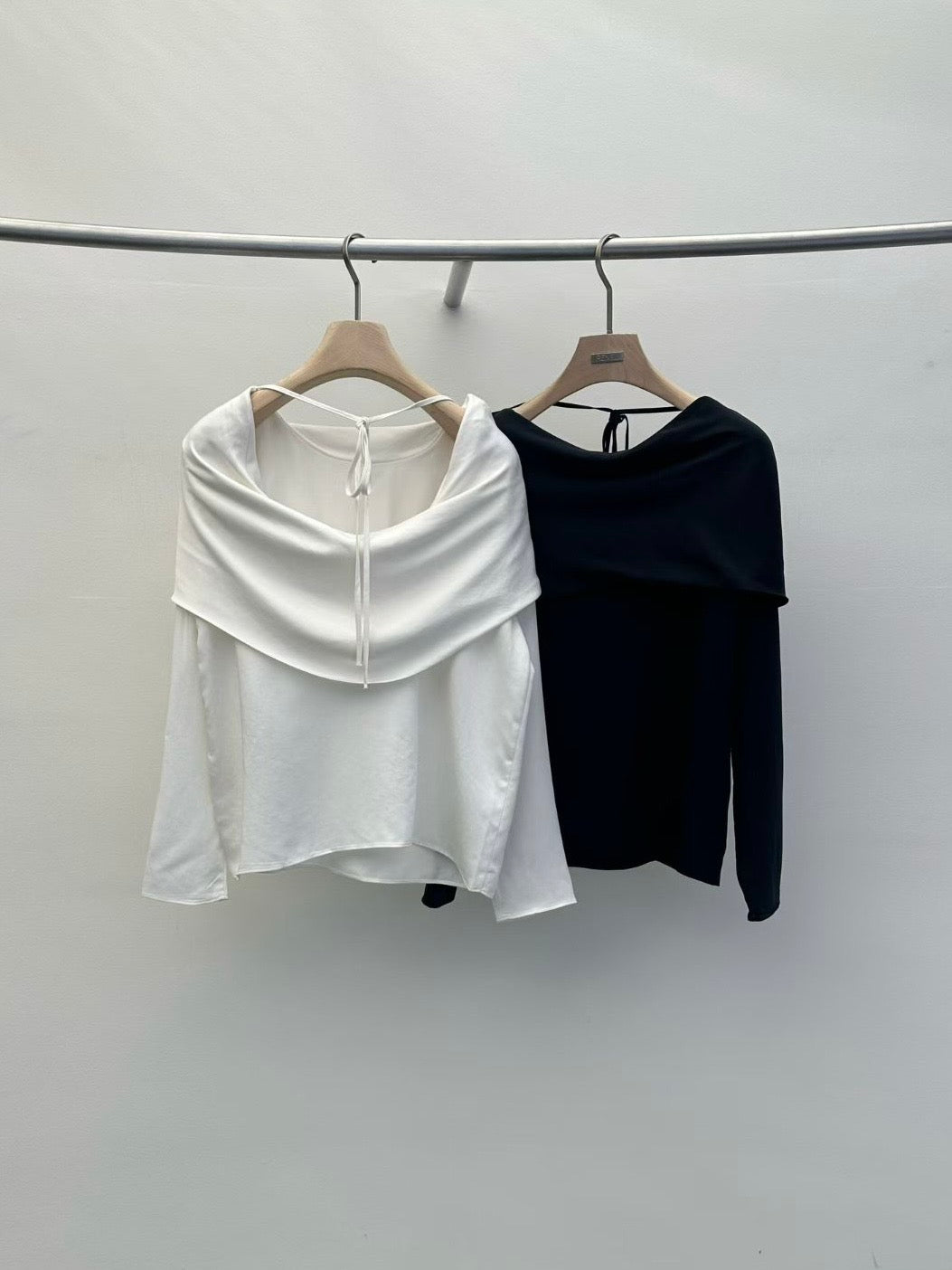 Cytherea Blouse (2 Colors)