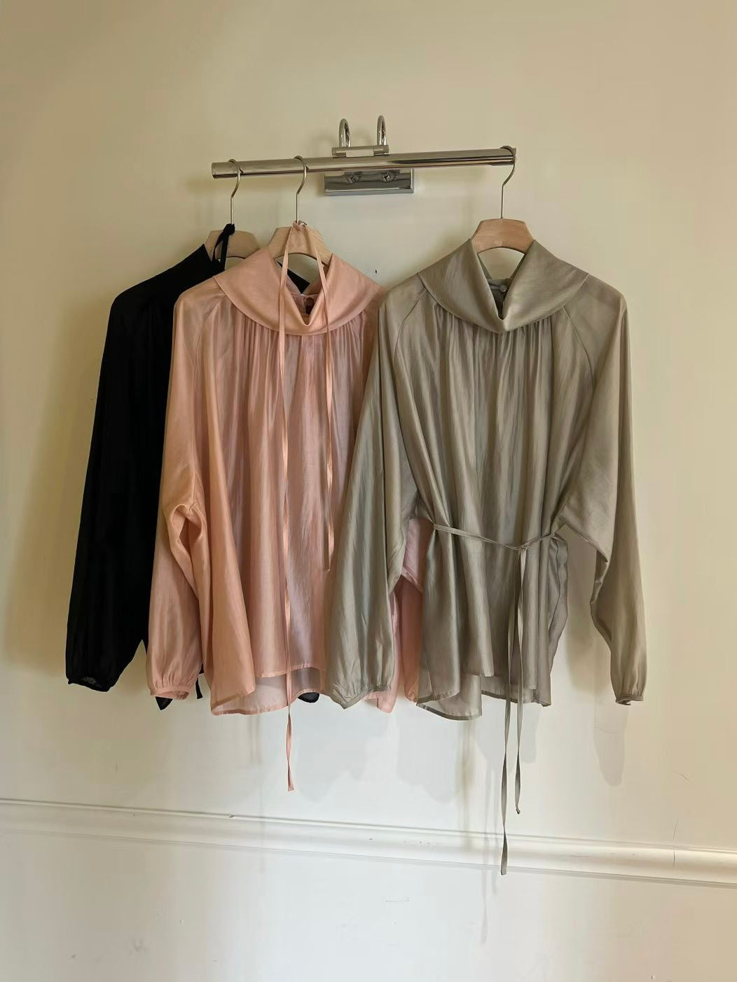 Tahlia Blouse (3 Colors)