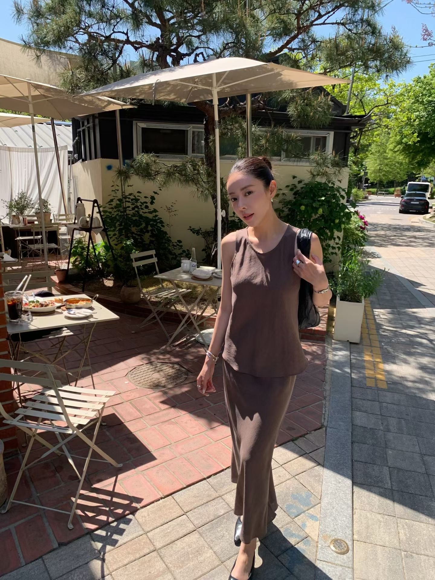 【亞麻40%面料】 Emeris Top (2 Colors)