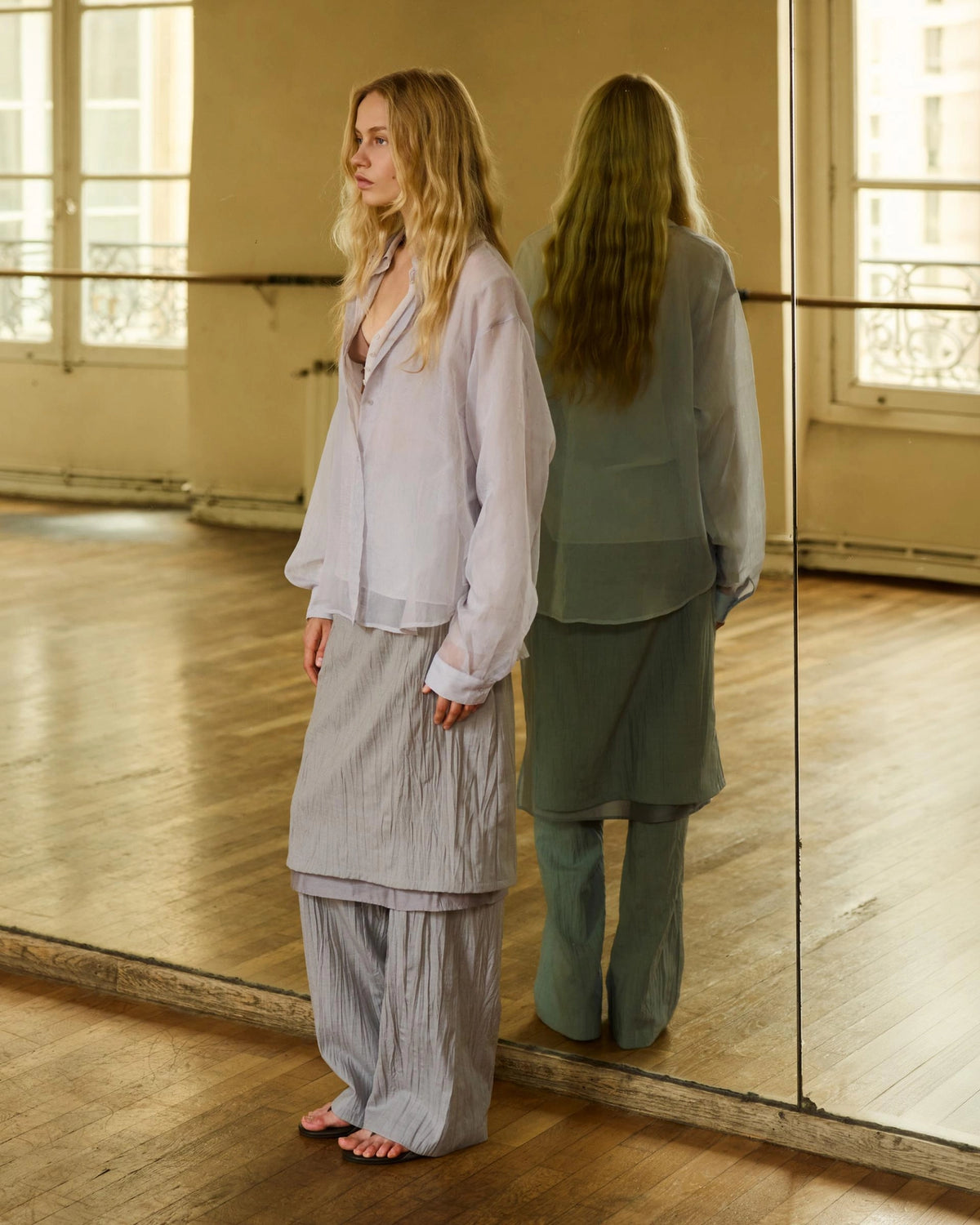 Silhouette Blouse (4 Colors)
