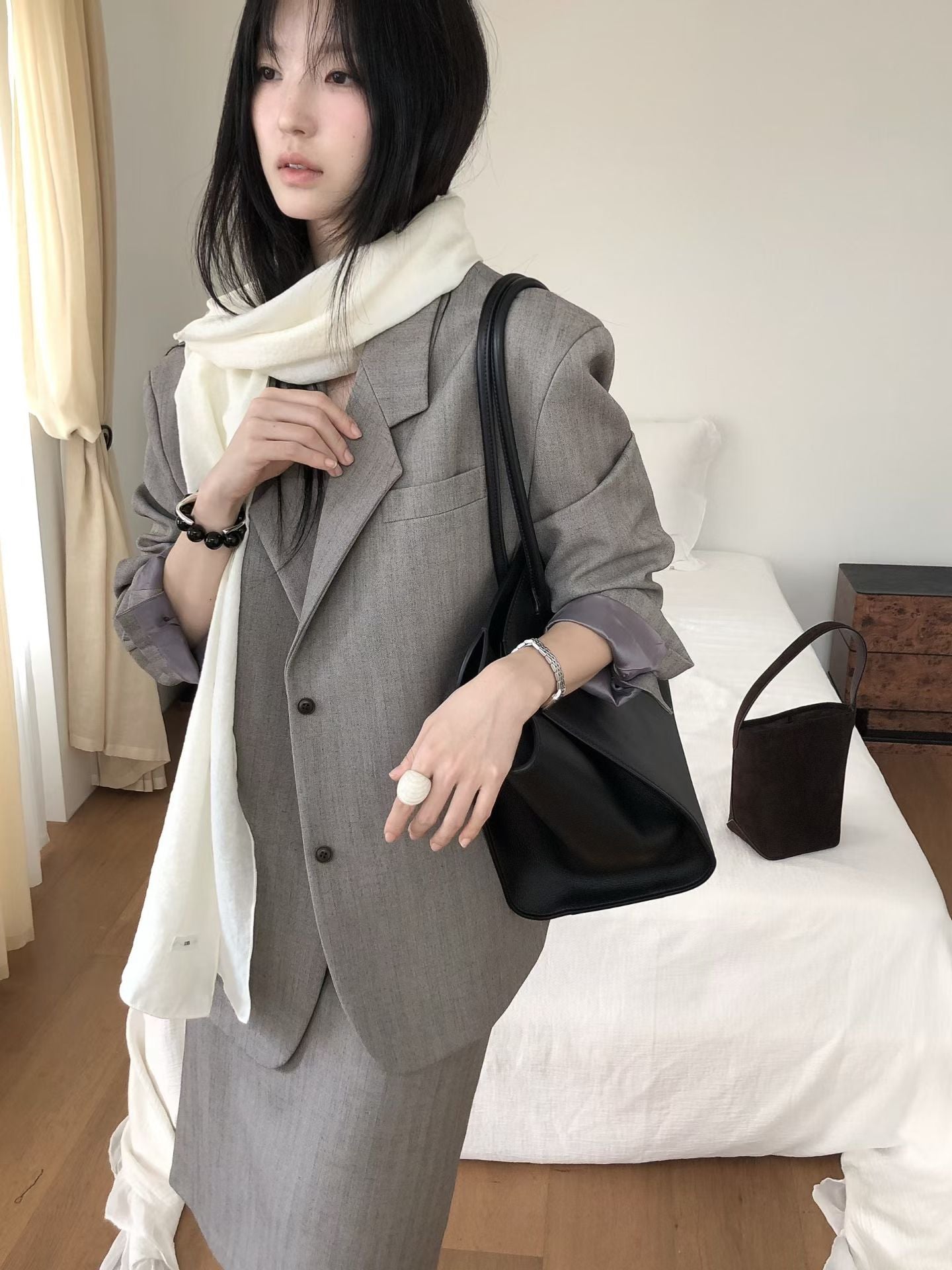Kinzley Wool Blazer (2 Colors)