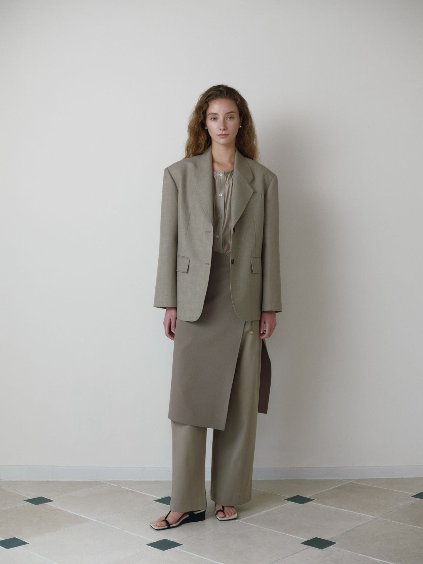 Oonagh Blazer (2 Colors)