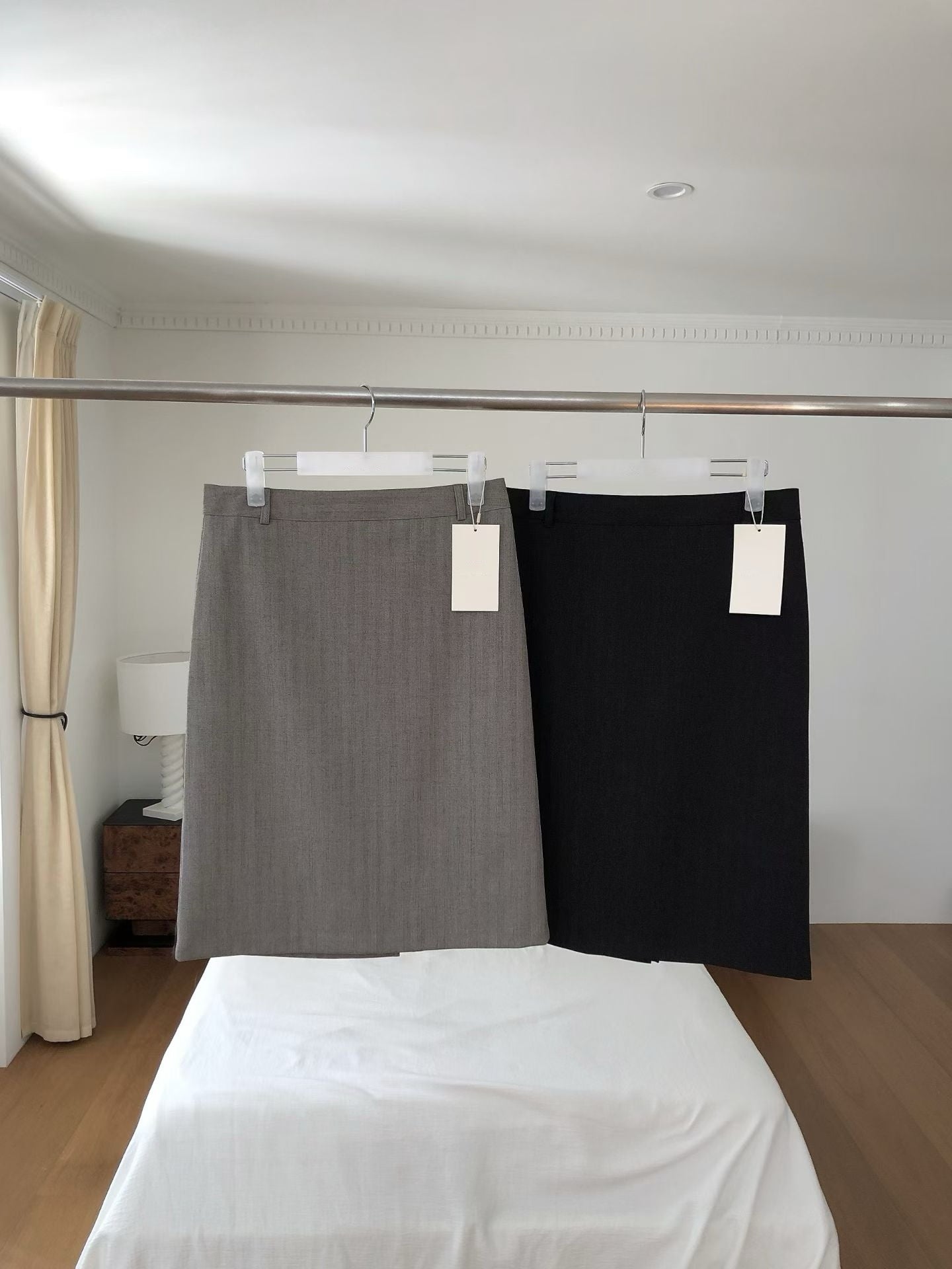 Kinzley Wool Skirt (2 Colors)