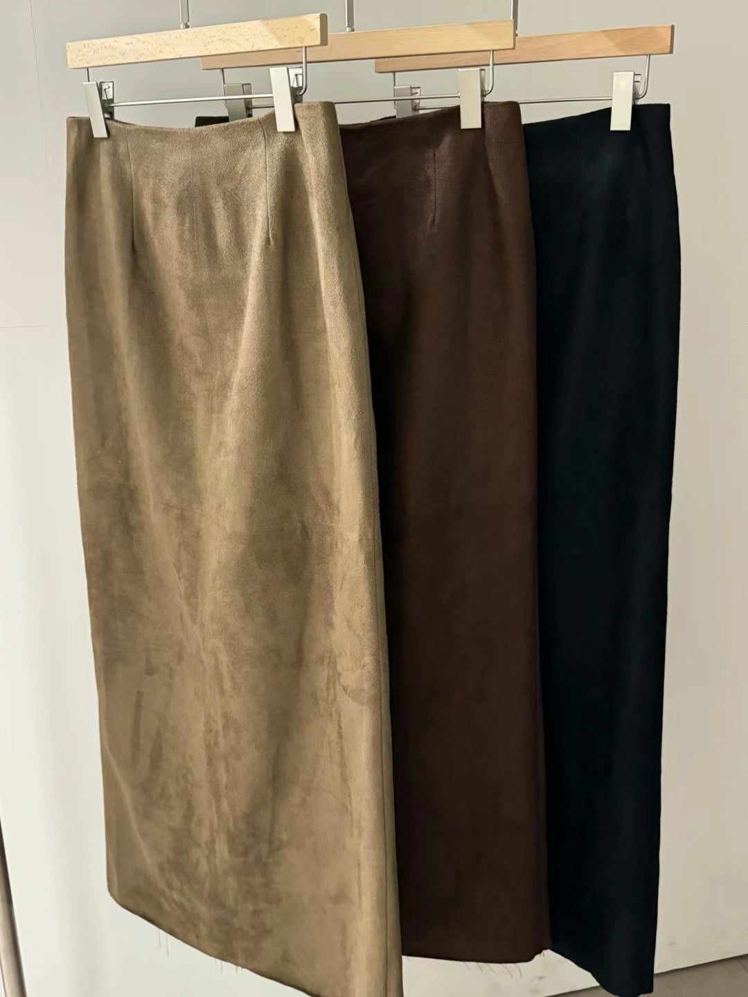 Dhanvi Sudue Skirt (3 Colors)