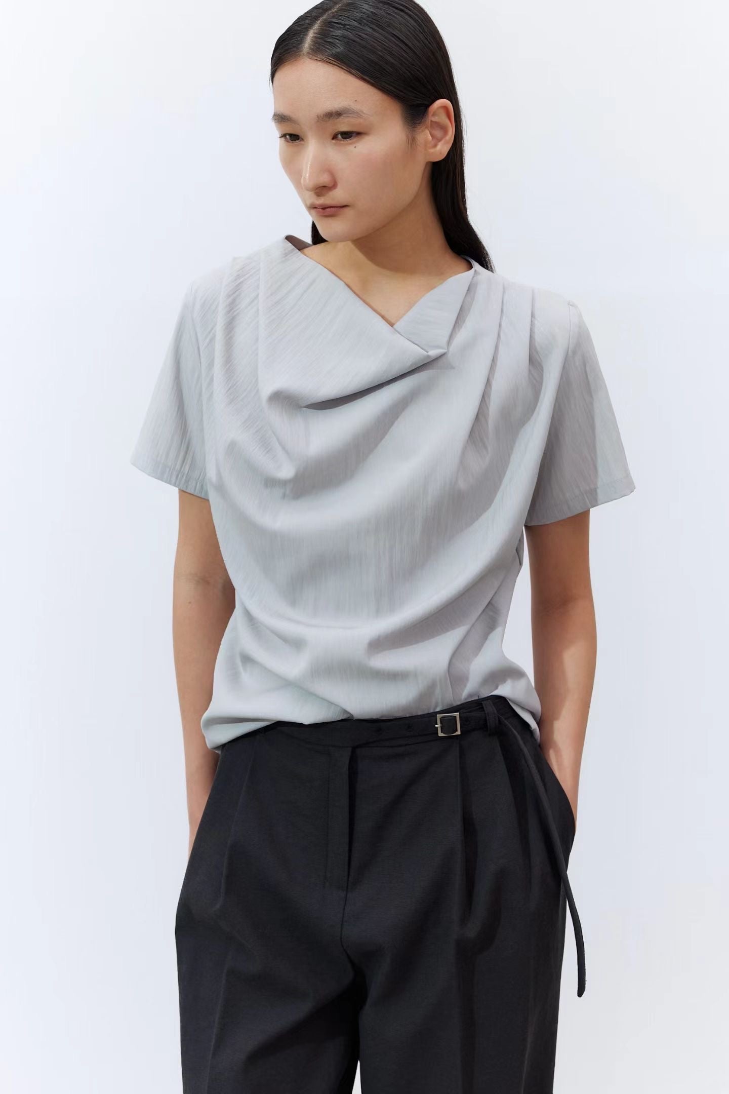 Neck Hool Blouse (2 Colors)