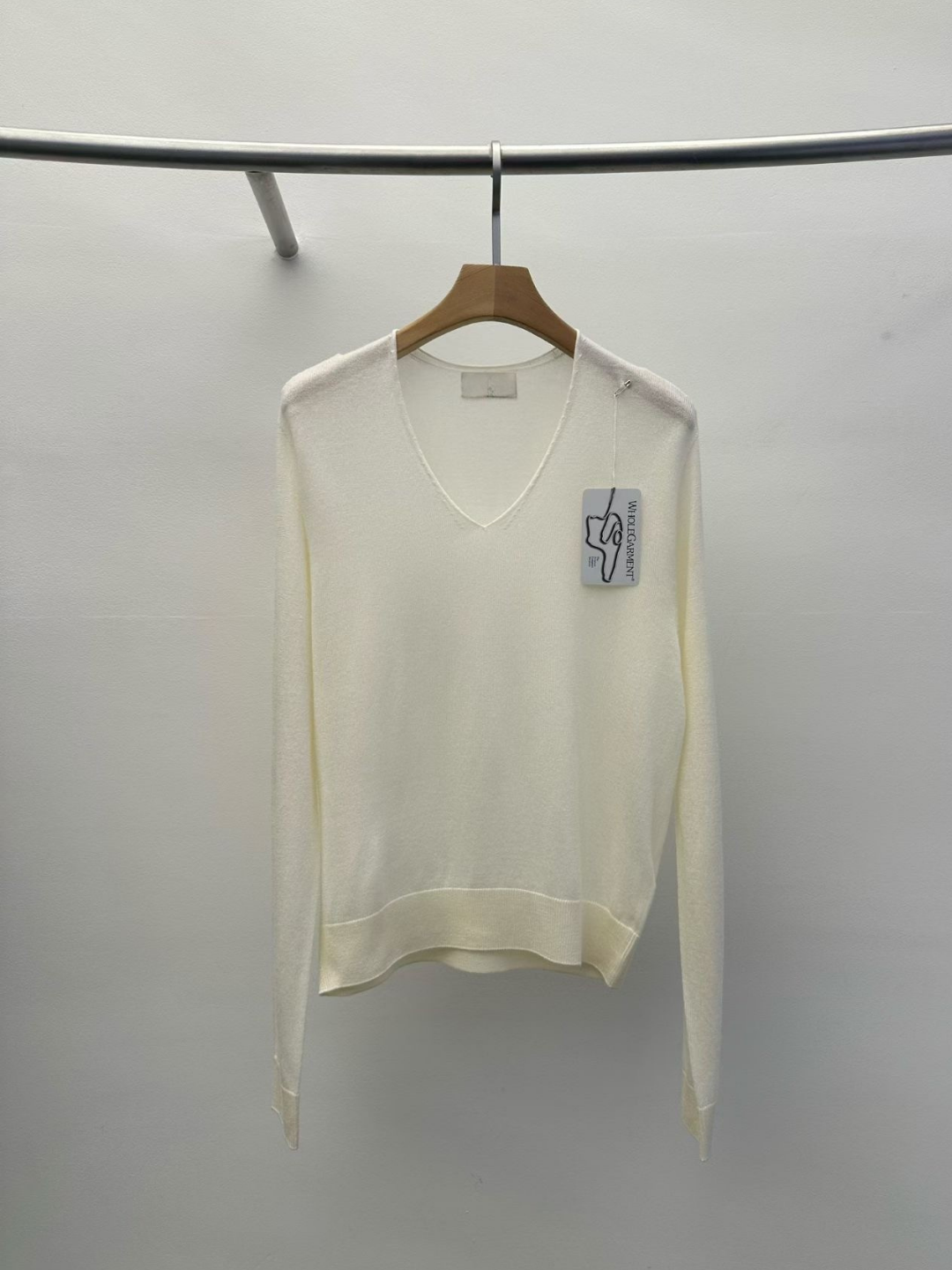 Briar V-neck Wholegarment Knit Top (5 Colors)