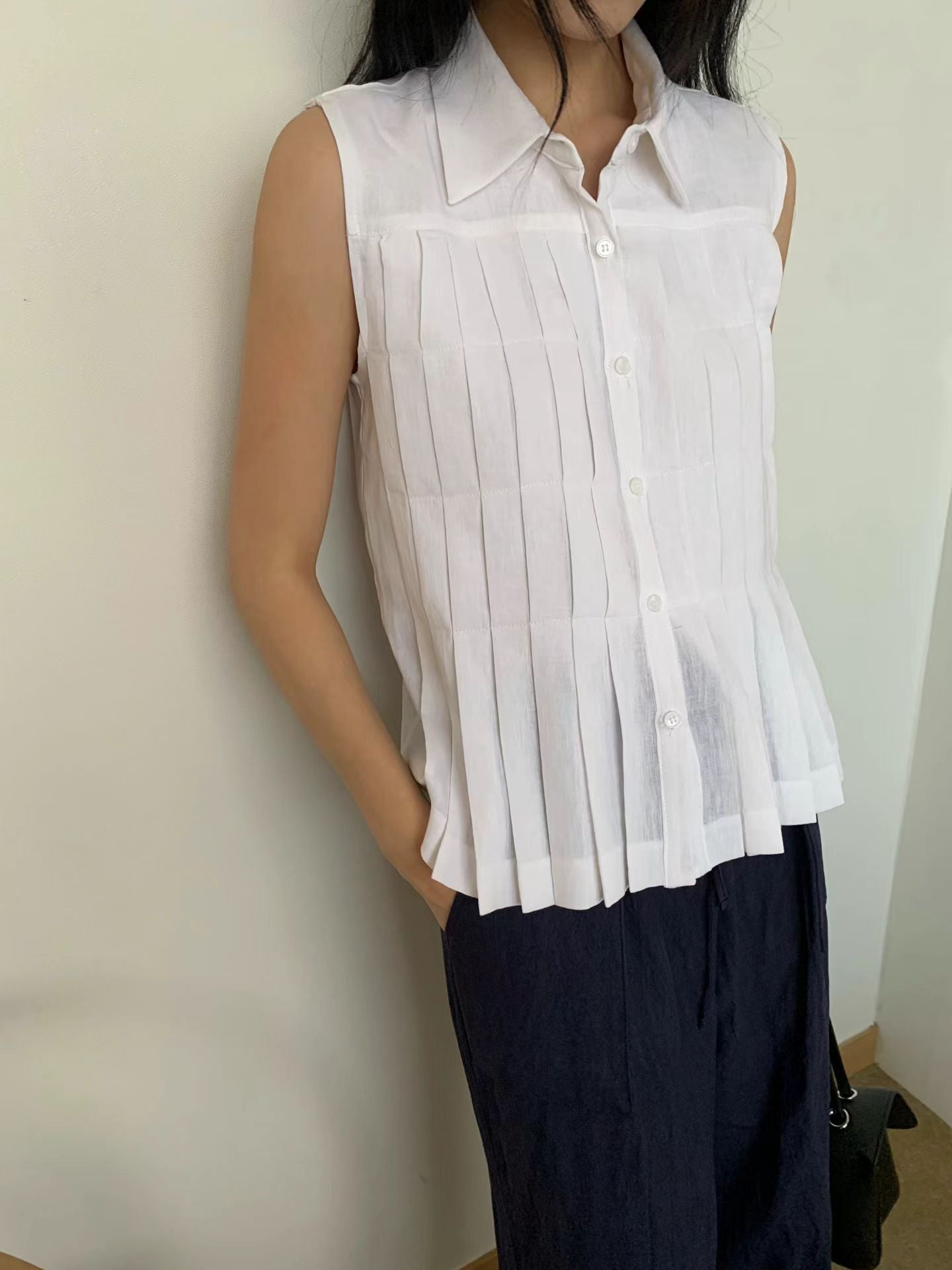 Linen Pleated Short-sleeved Shirt (2 Colors)