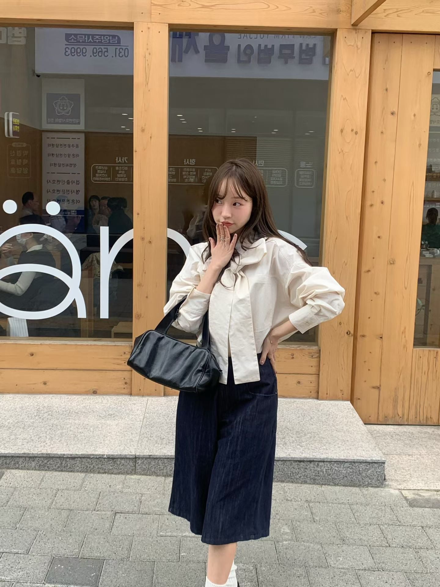 Urania Jeans (2 Colors)