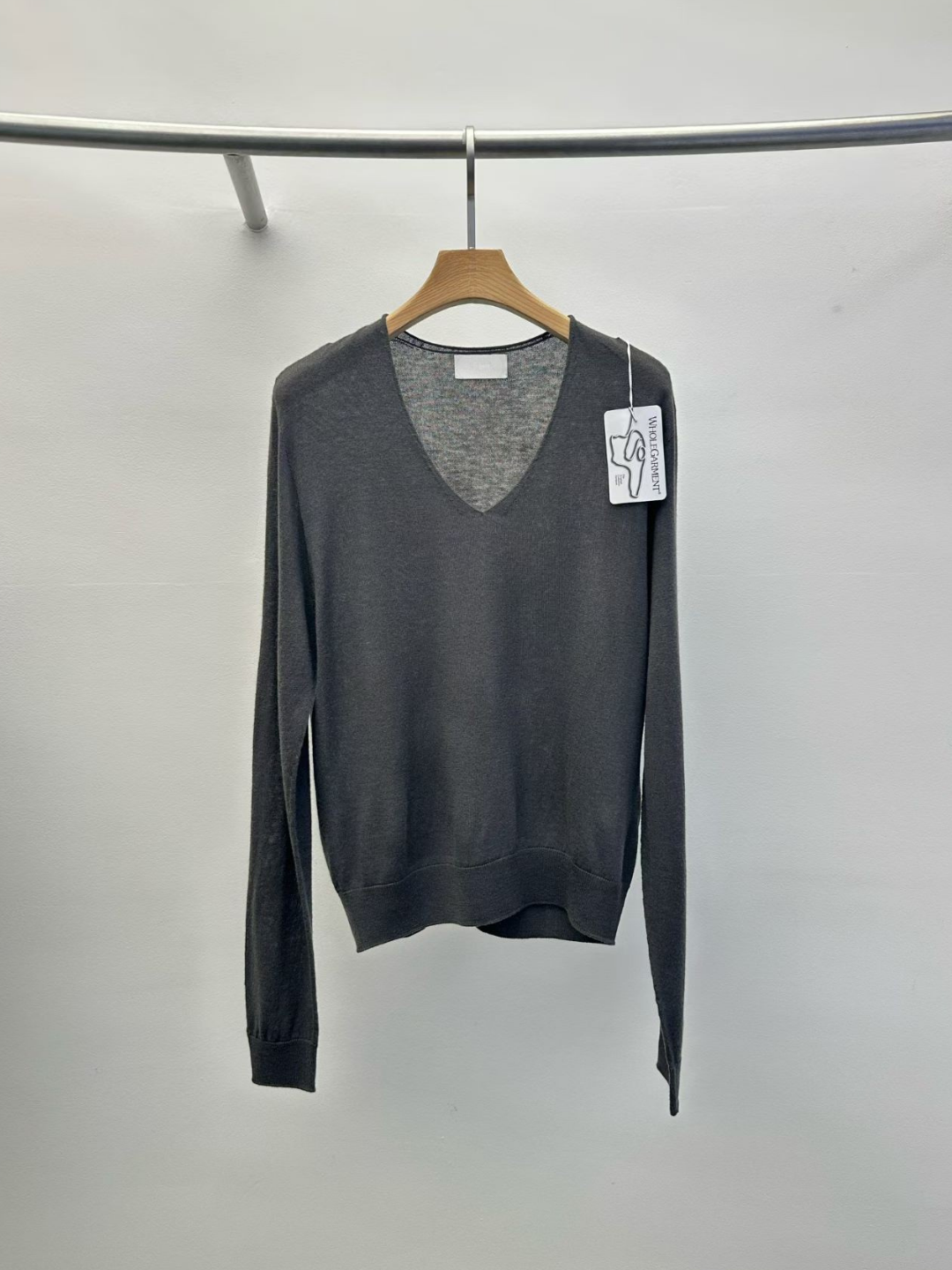 Briar V-neck Wholegarment Knit Top (5 Colors)