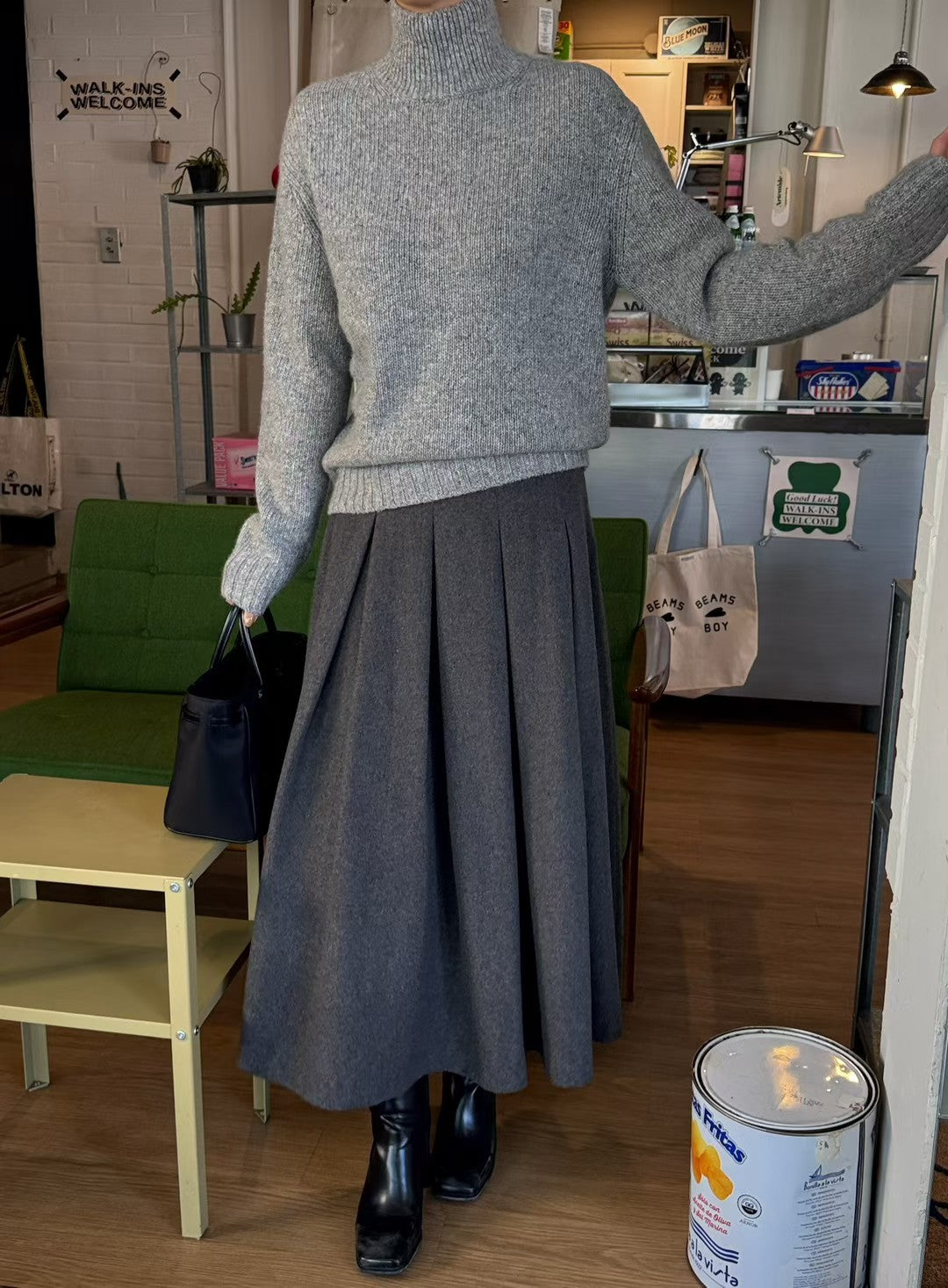 Sable Benson Pleated Skirt (2 Colors)