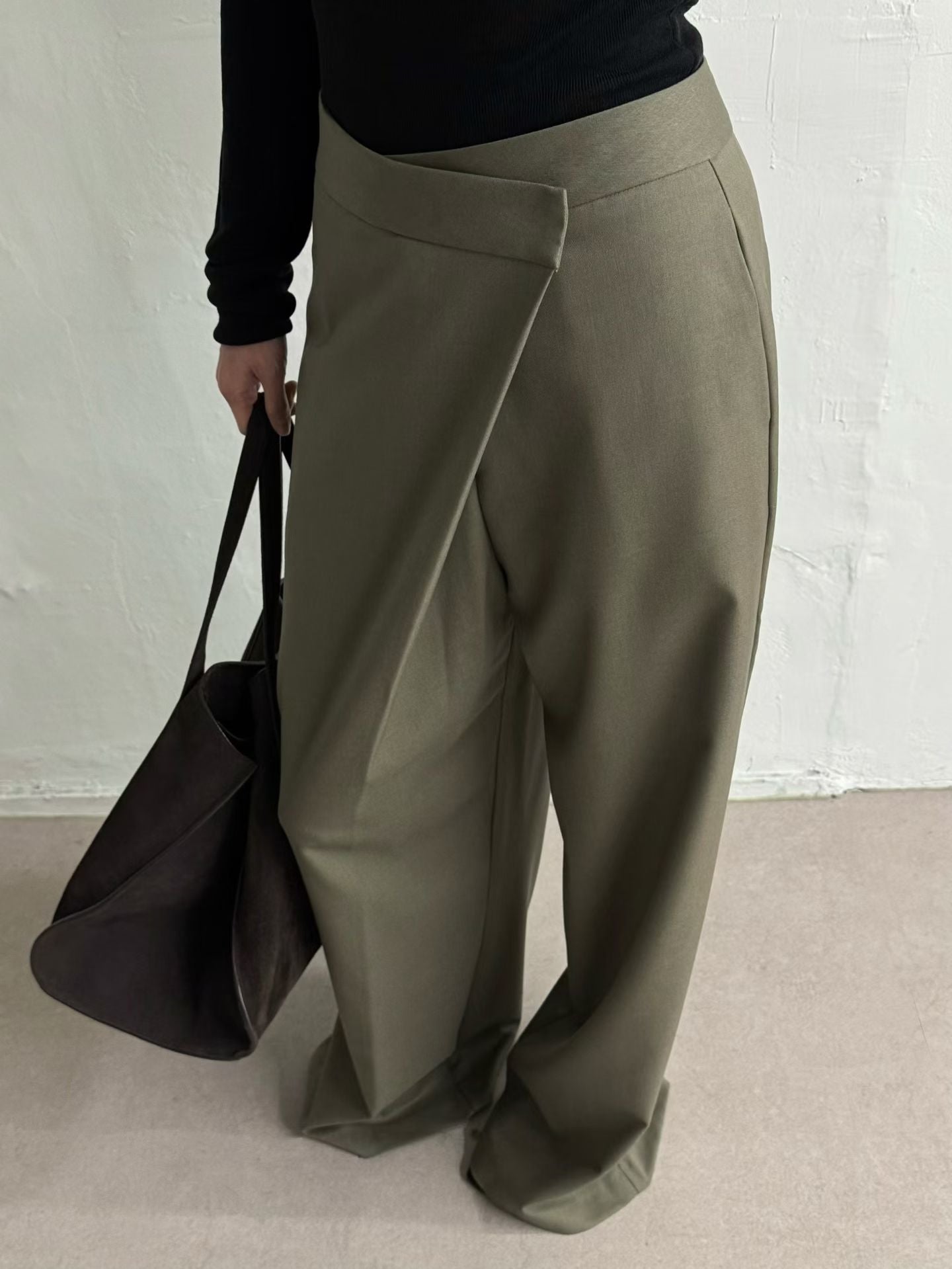 Livia Pants (3 Colors)