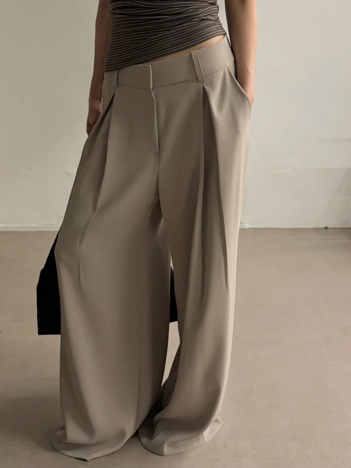 Phryne Pants (3 Colors)