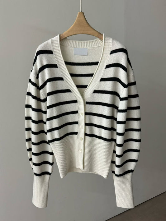 Amaryllis Cardigan (3 Colors)