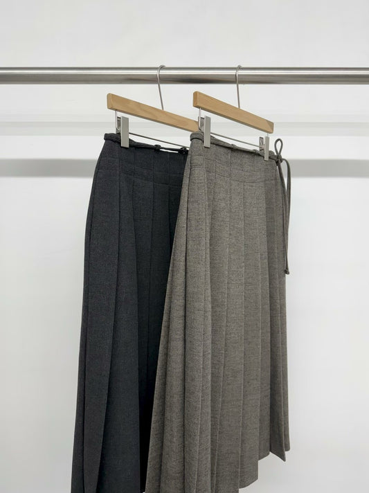 Tansie Pleated Skirt (2 Colors)