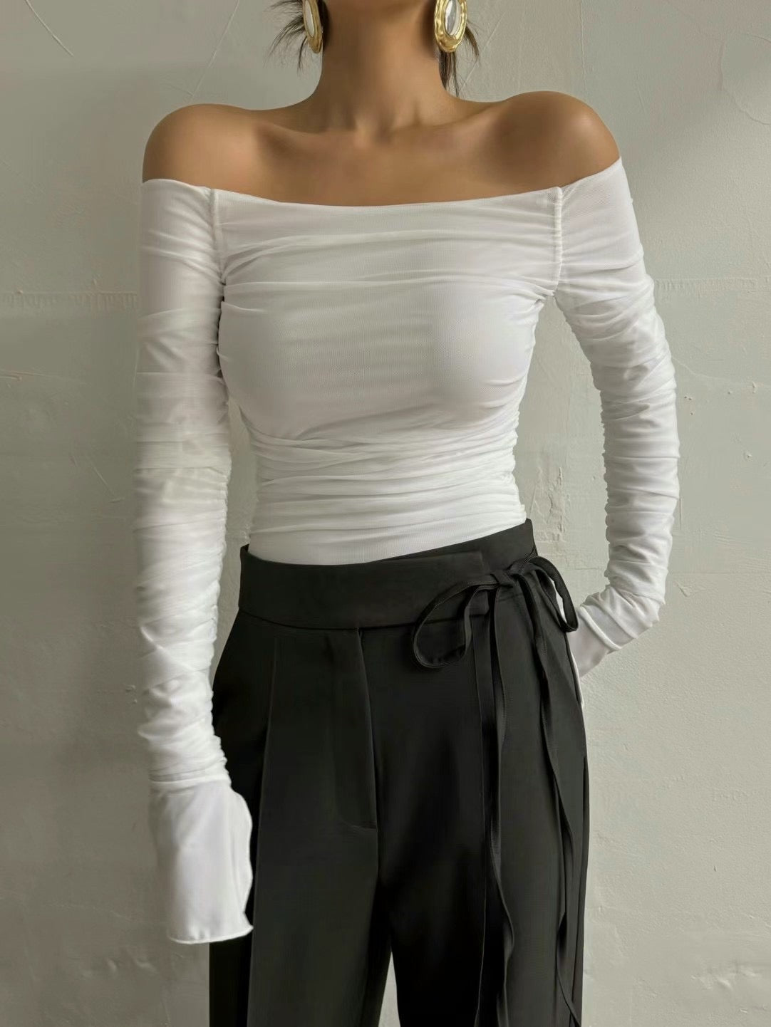 Ophelia Off-shoulder Long-sleeve Top (4 Colors)