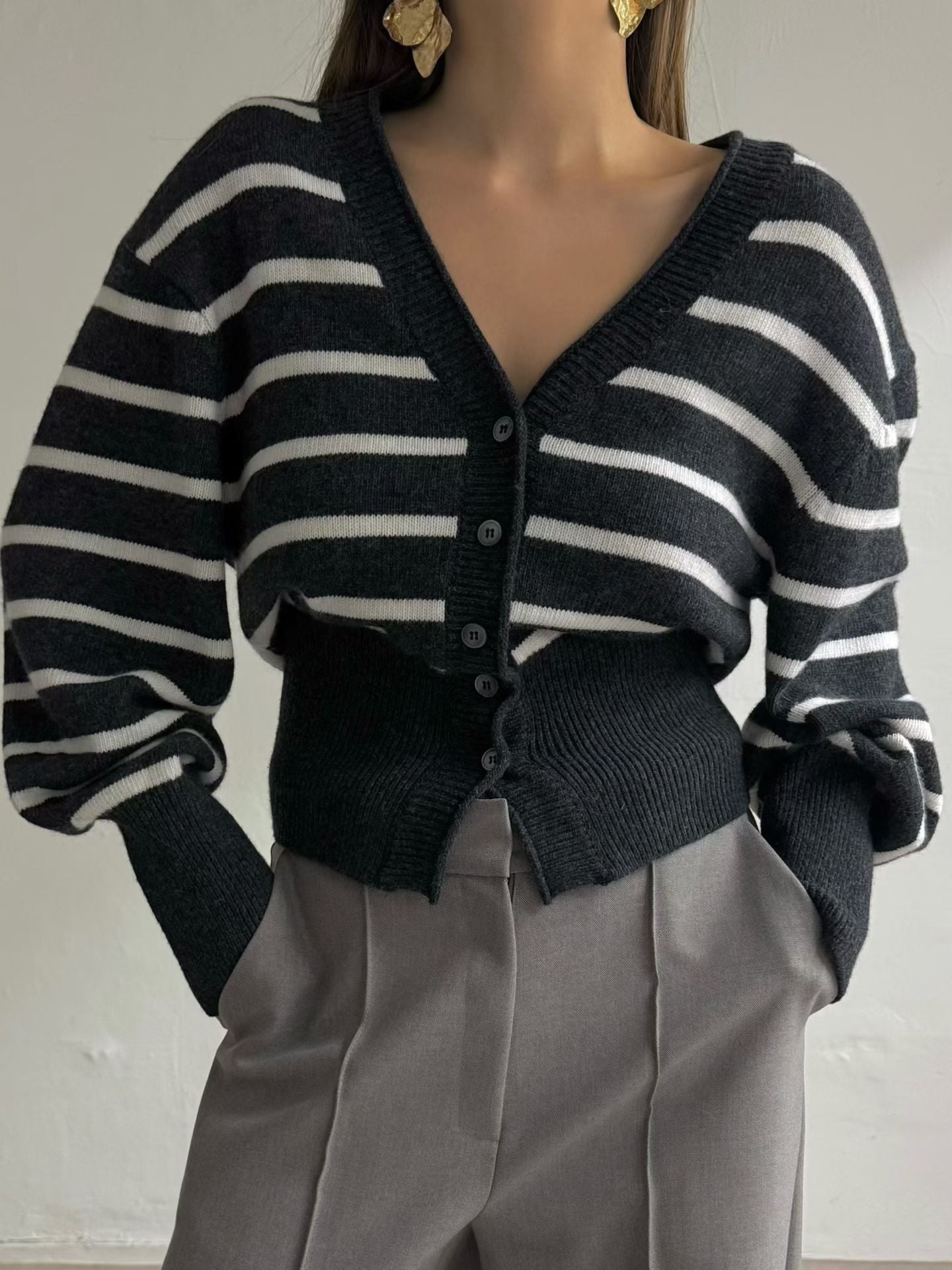 Amaryllis Cardigan (3 Colors)