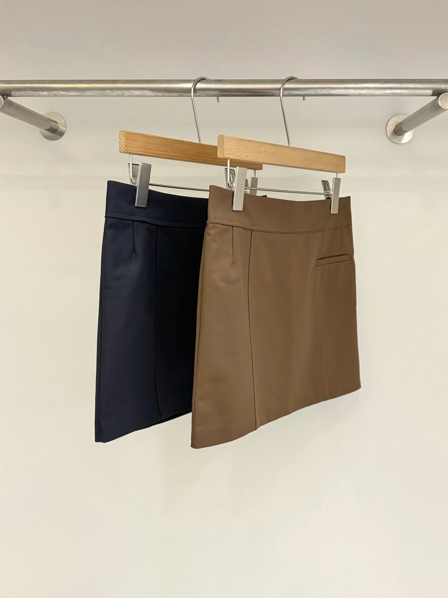 Melpomene Skirt (2 Colors)