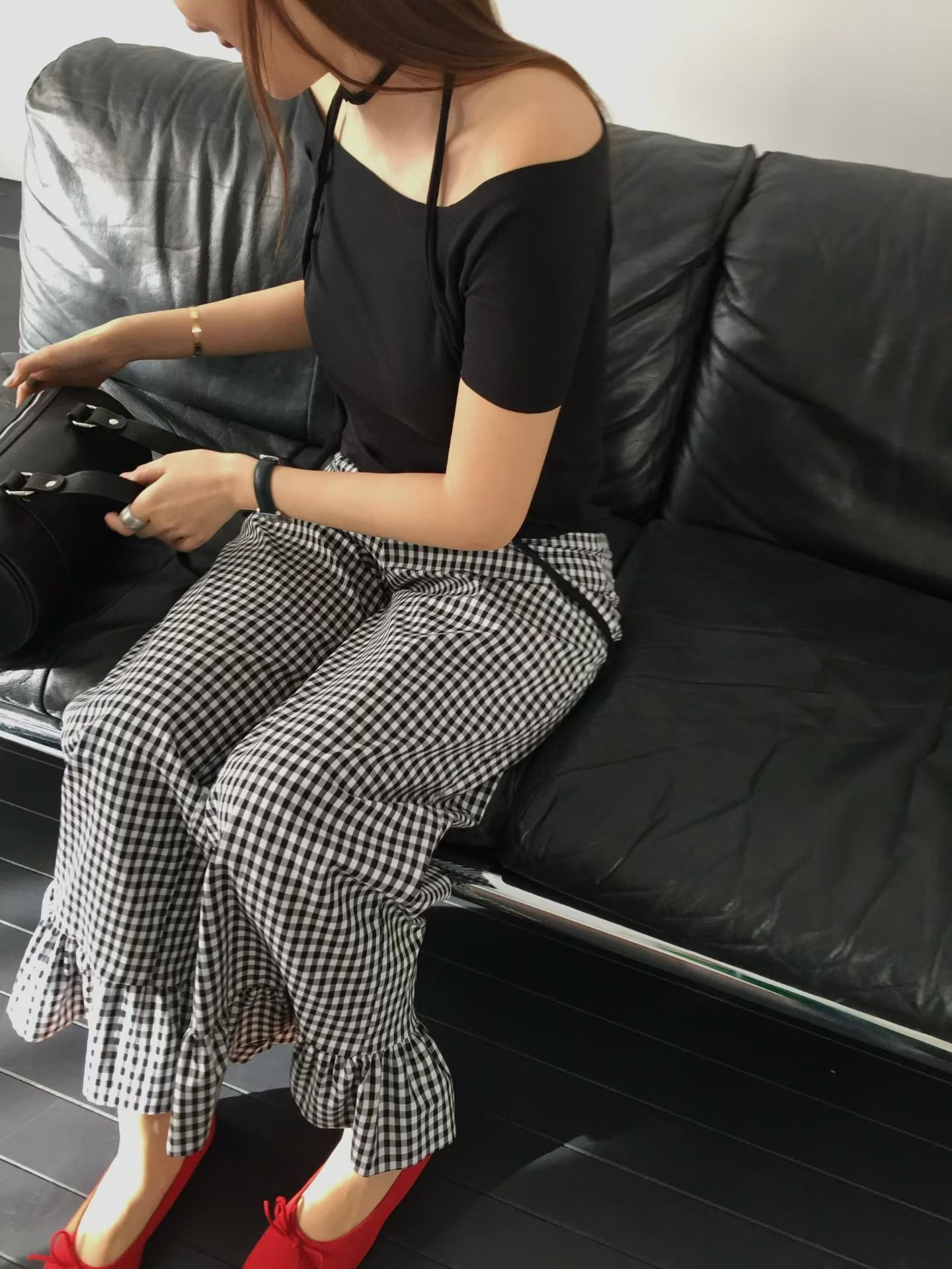 Orlaith Tee with Strap (2 Colors)