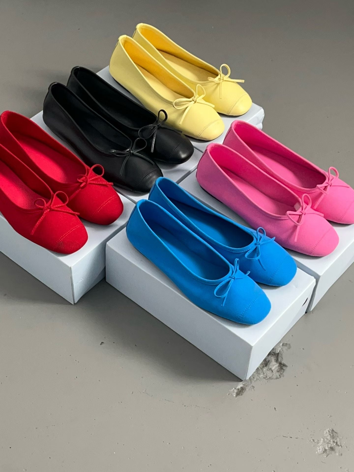 Maev Ribbon Flat Shoes (5 Colors)
