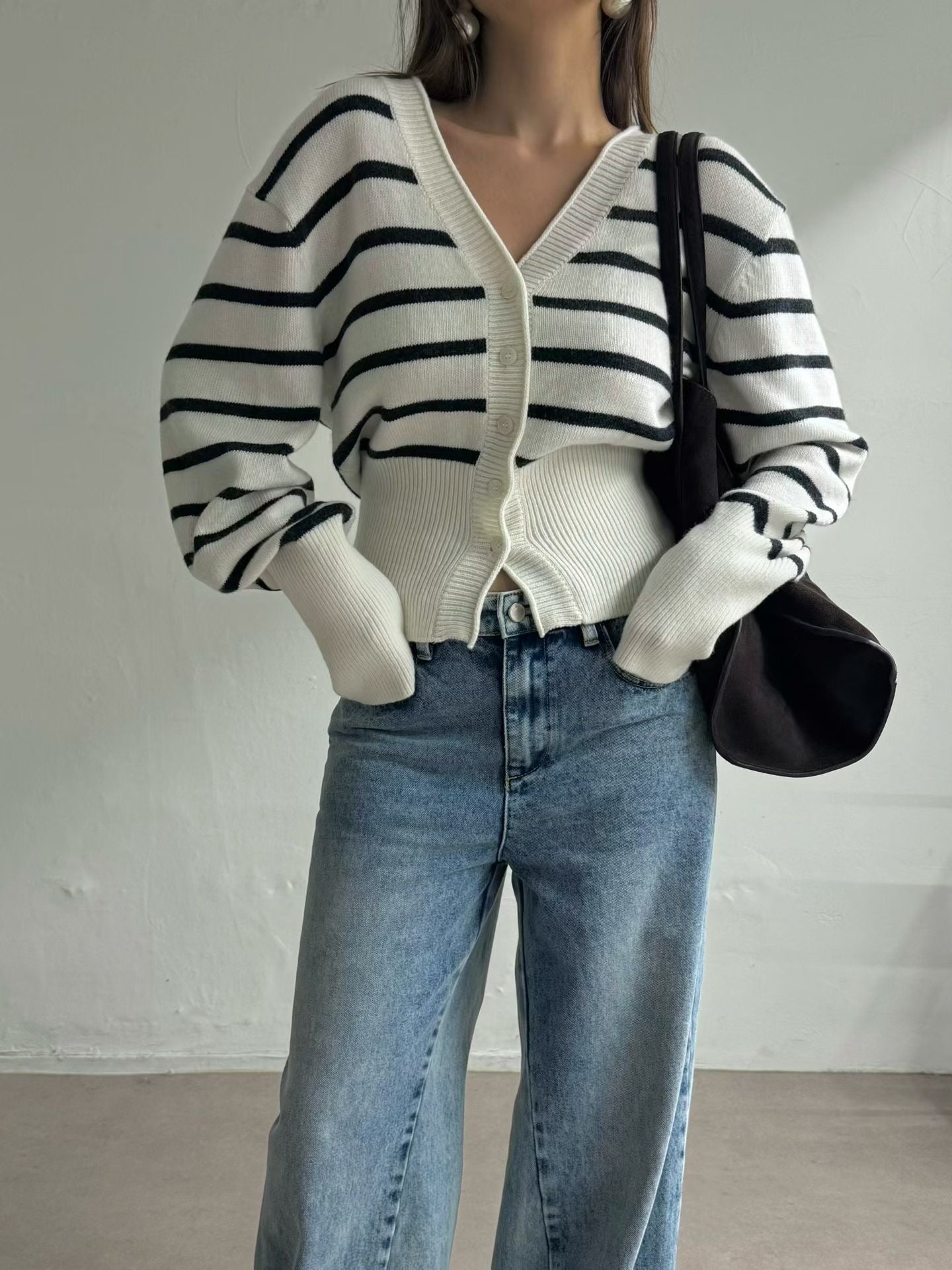 Amaryllis Cardigan (3 Colors)