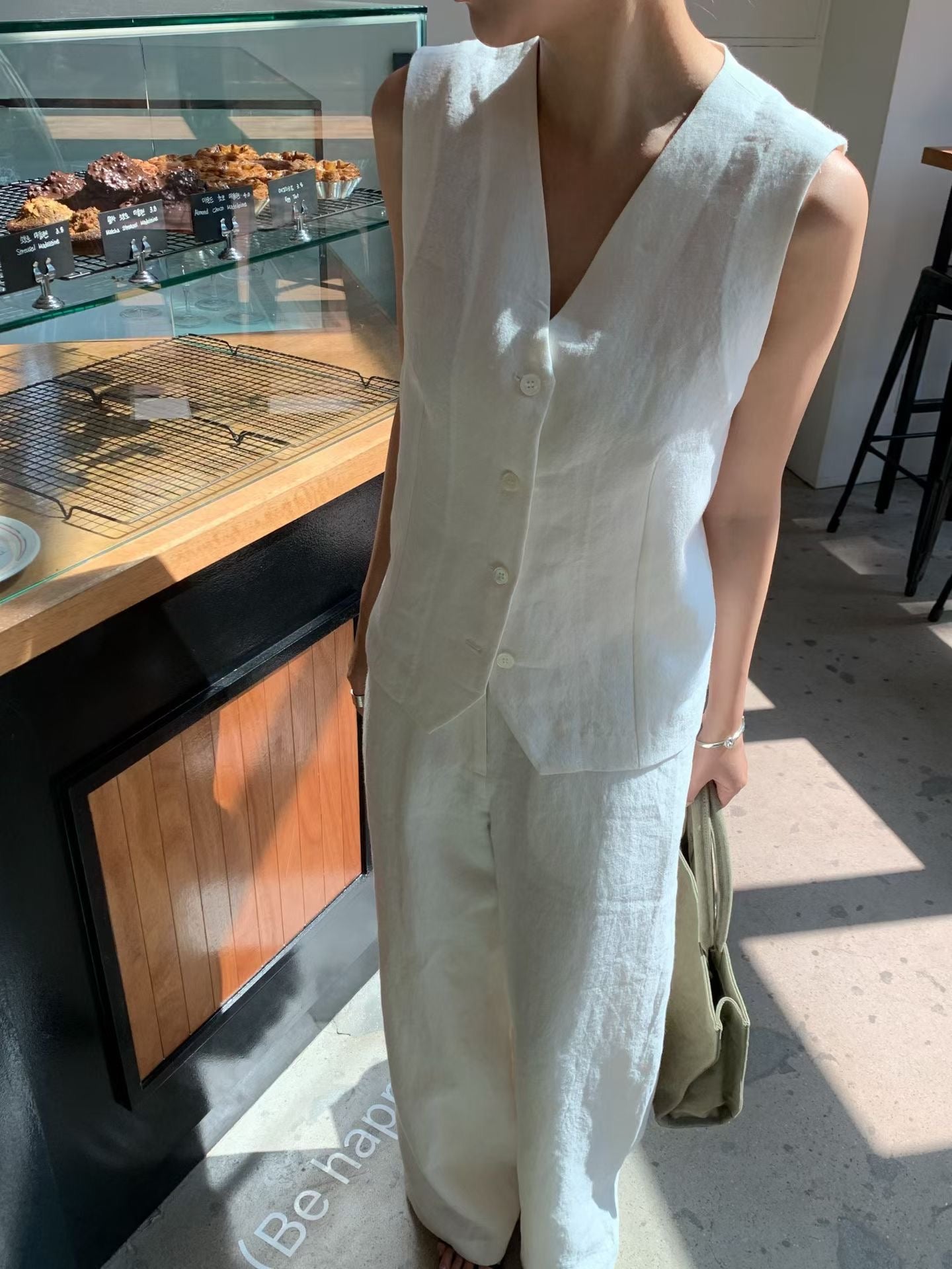 Elpis 100% Linen Vest (2 Colors)