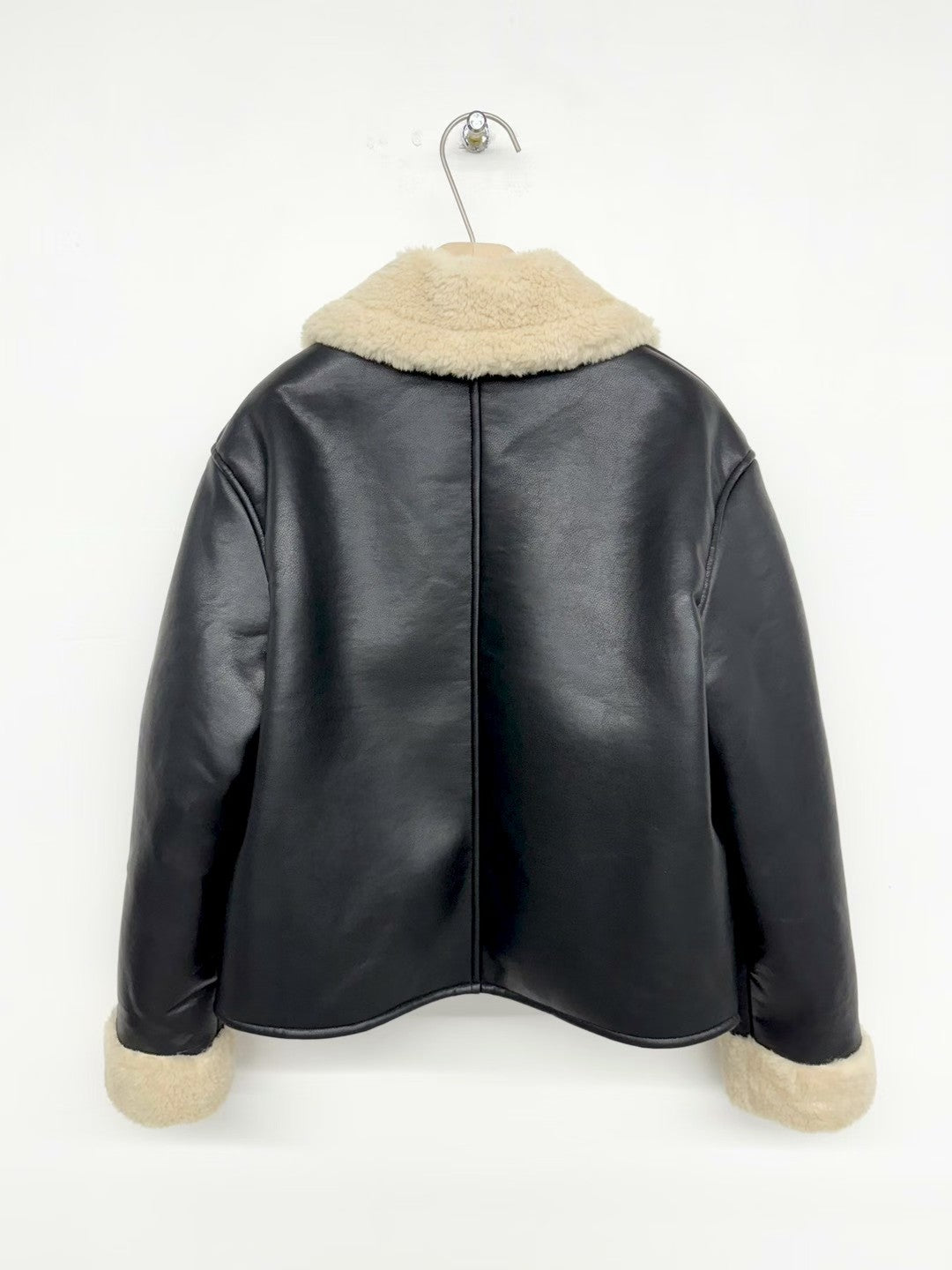 Iolani Jacket (2 Colors)