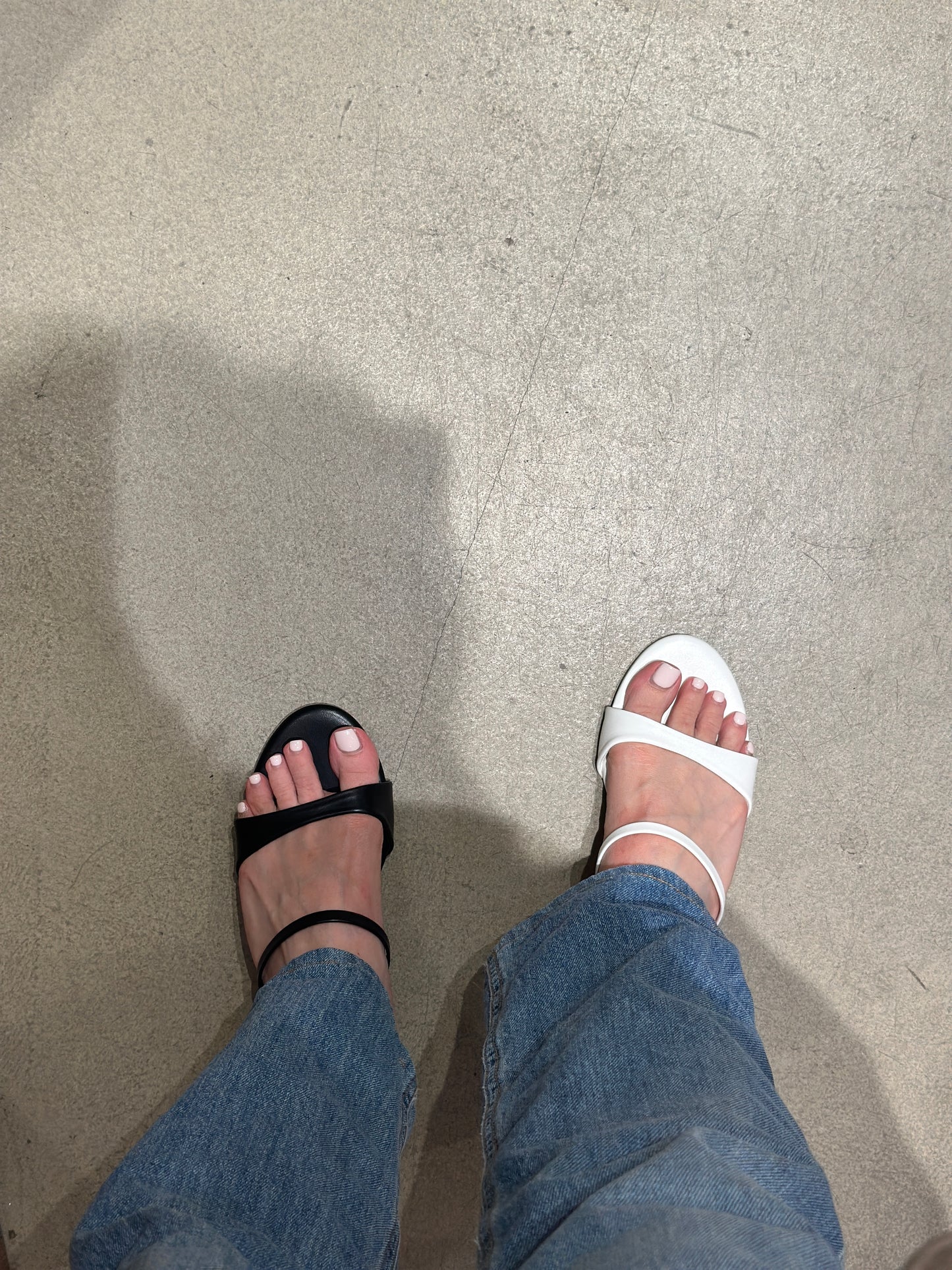 French Shoes (2 Colors)
