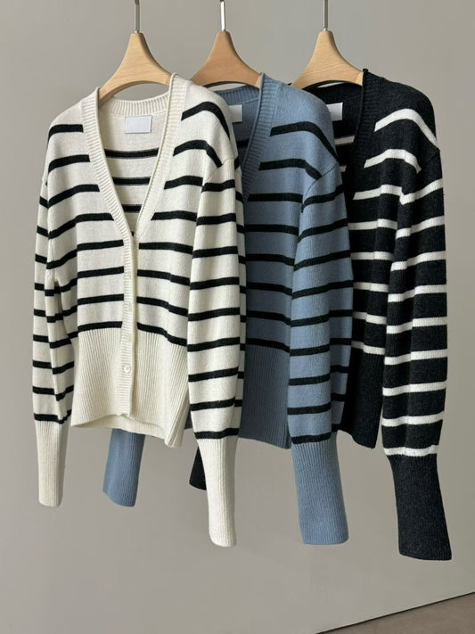 Amaryllis Cardigan (3 Colors)