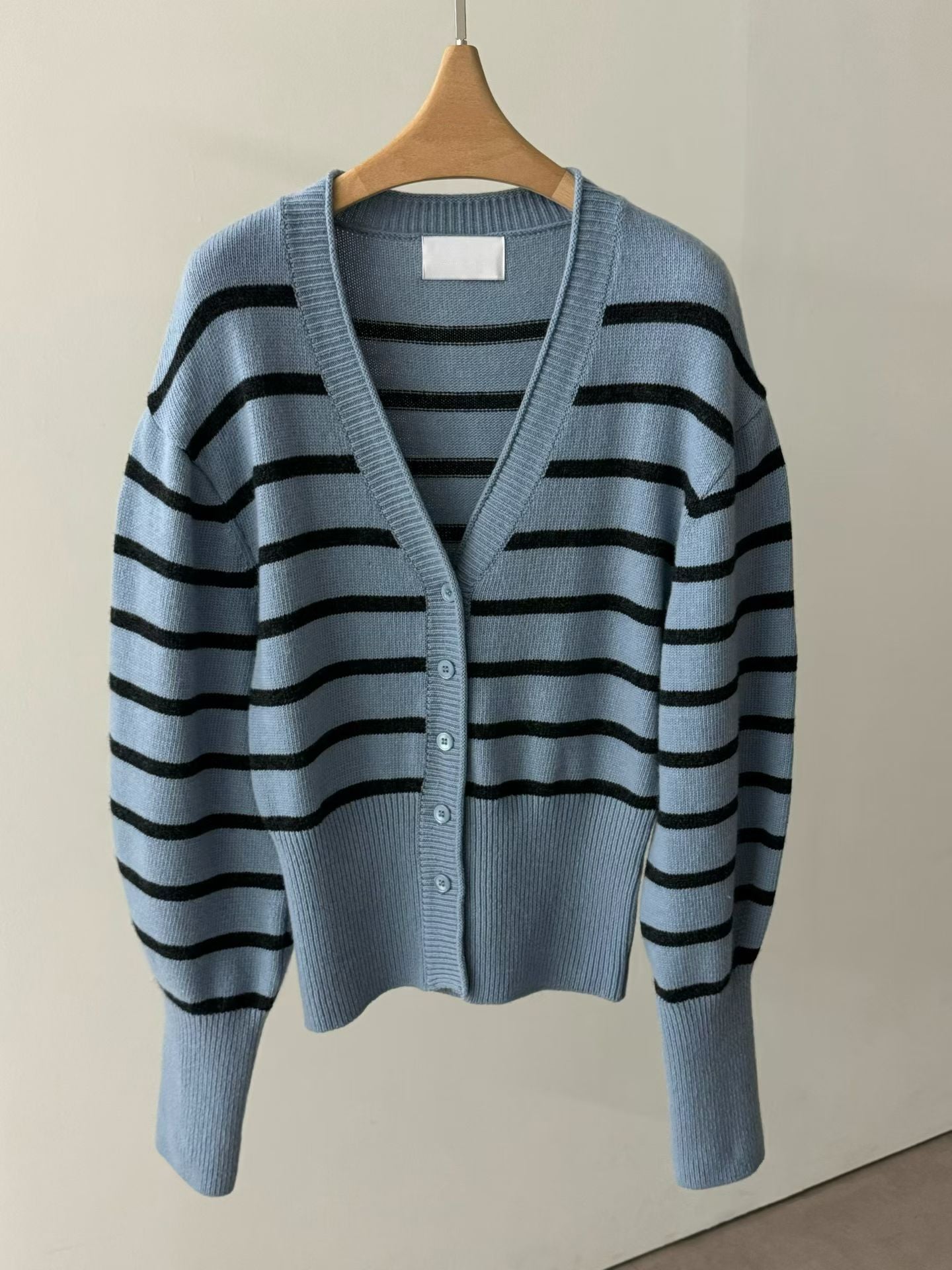 Amaryllis Cardigan (3 Colors)