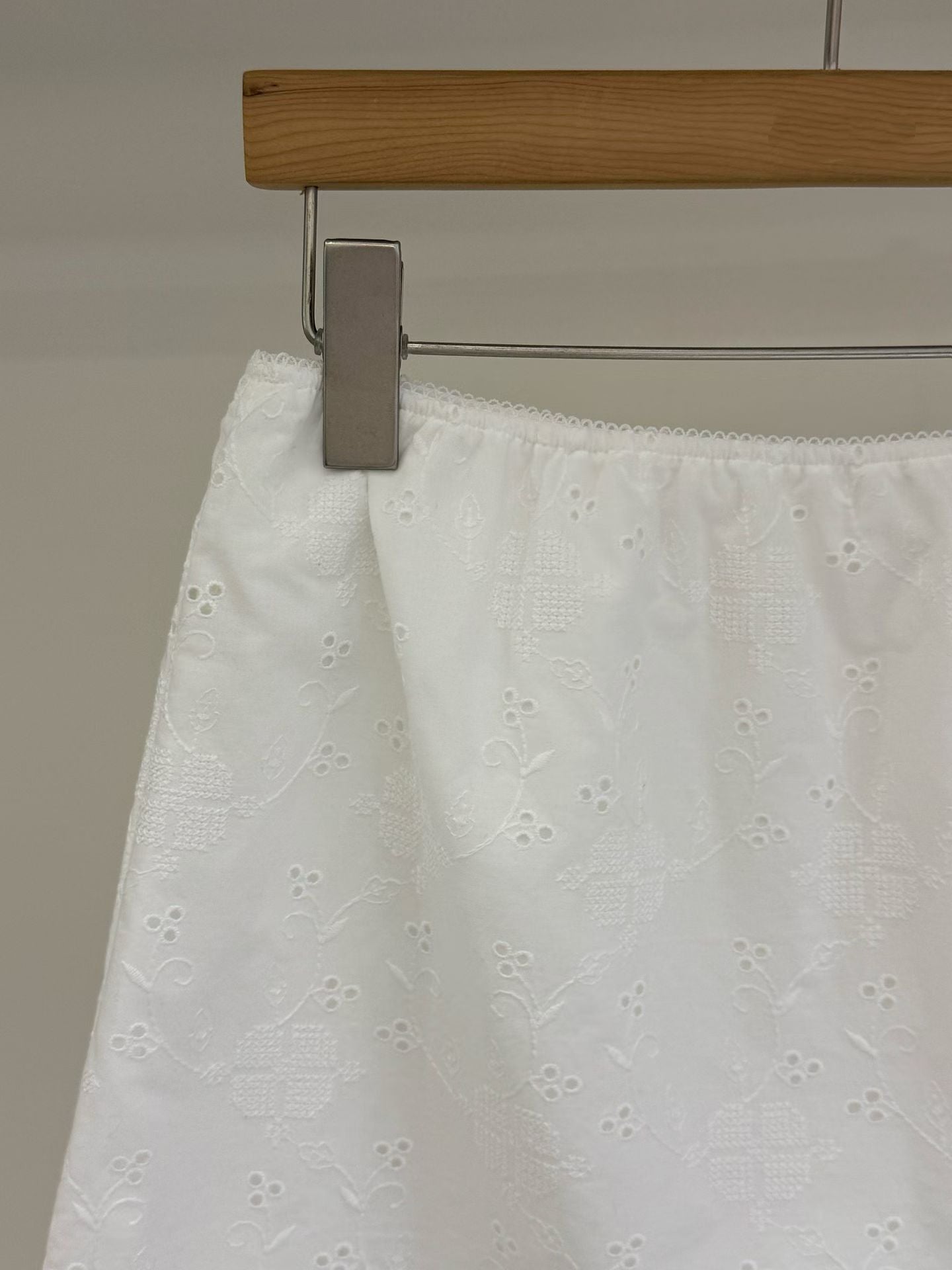 Levina Lace Skirt (2 Colors)