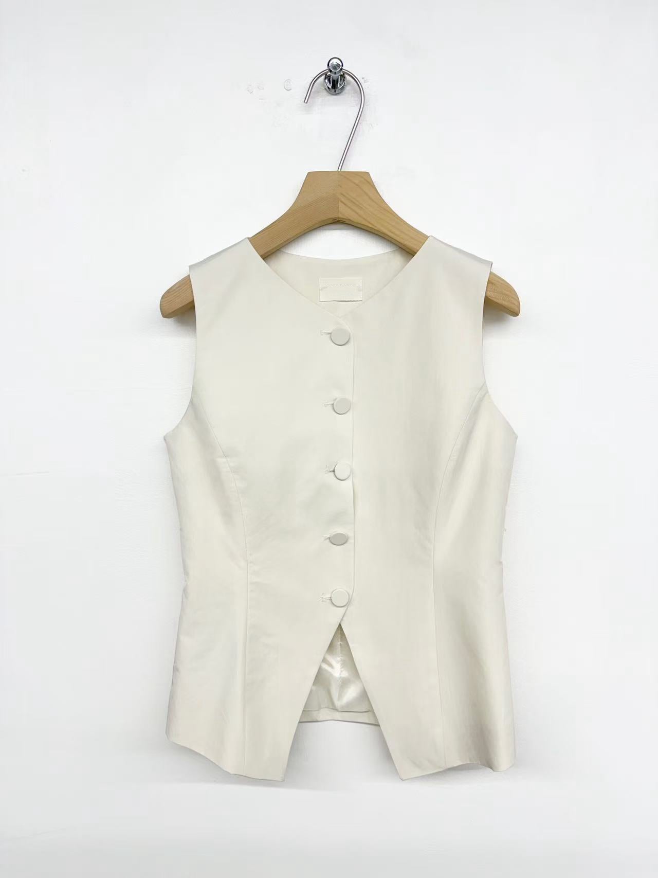 Amaris Vest (2 Colors)