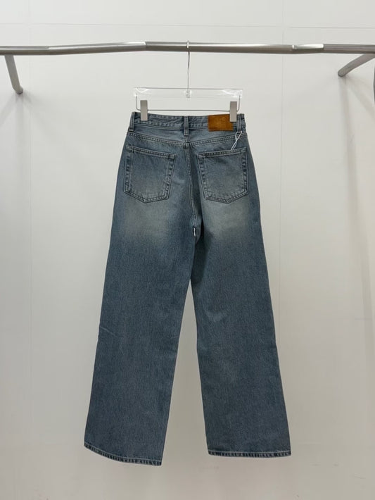 Nerida Jeans