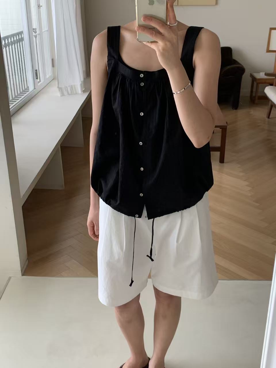 Delara Top (2 Colors)