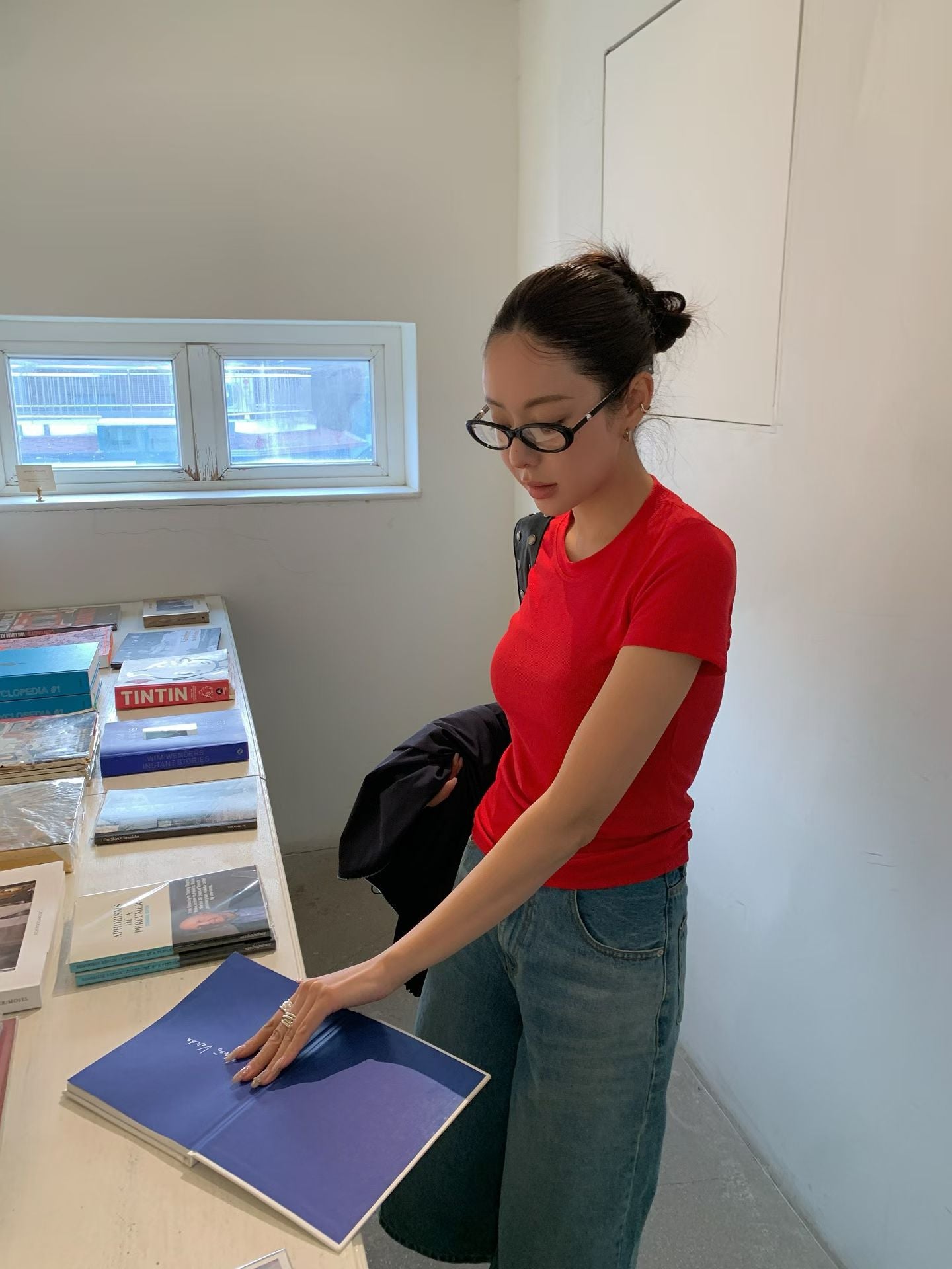 Apate Tee (5 Colors)