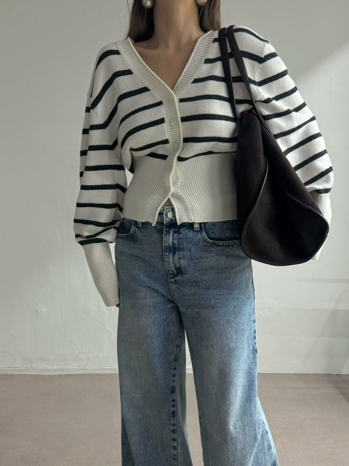 Amaryllis Cardigan (3 Colors)