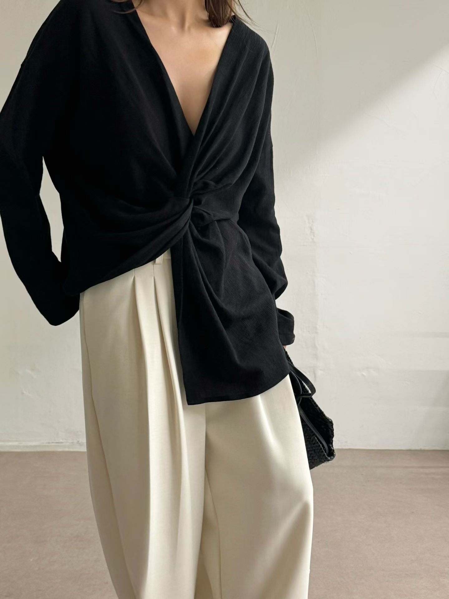 Tyrene Blouse (2 Colors)
